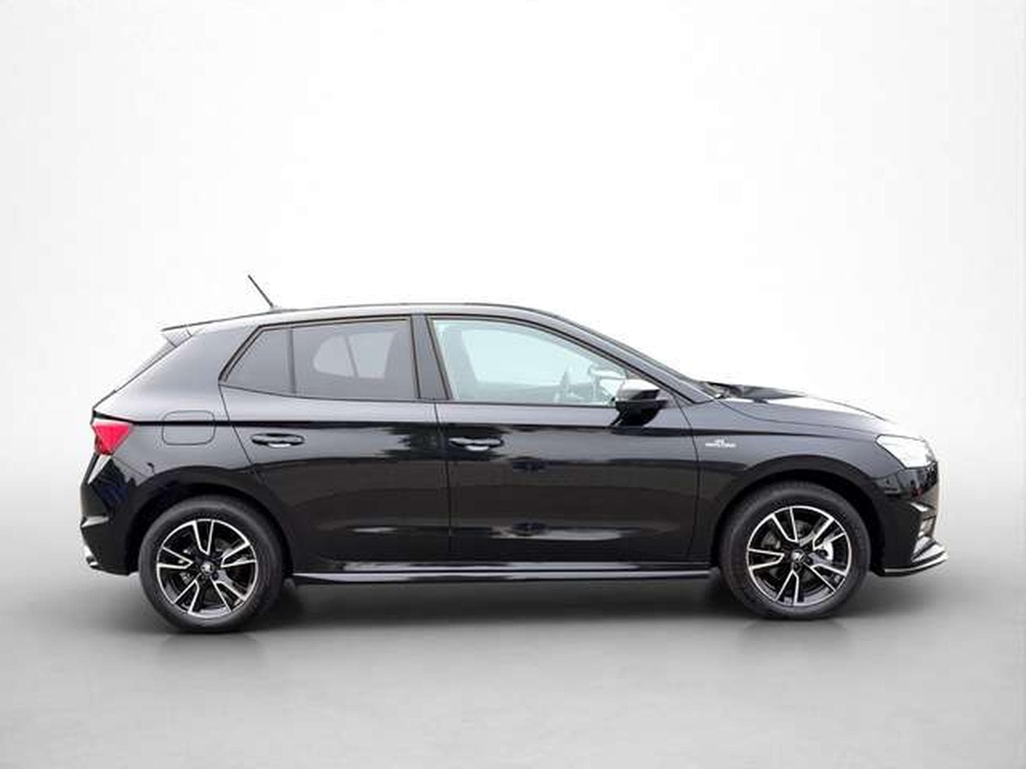Skoda Fabia 1,5 DSG MONTE CARLO/Kamera/Kessy/5-J Garan (2026) - Photo 7
