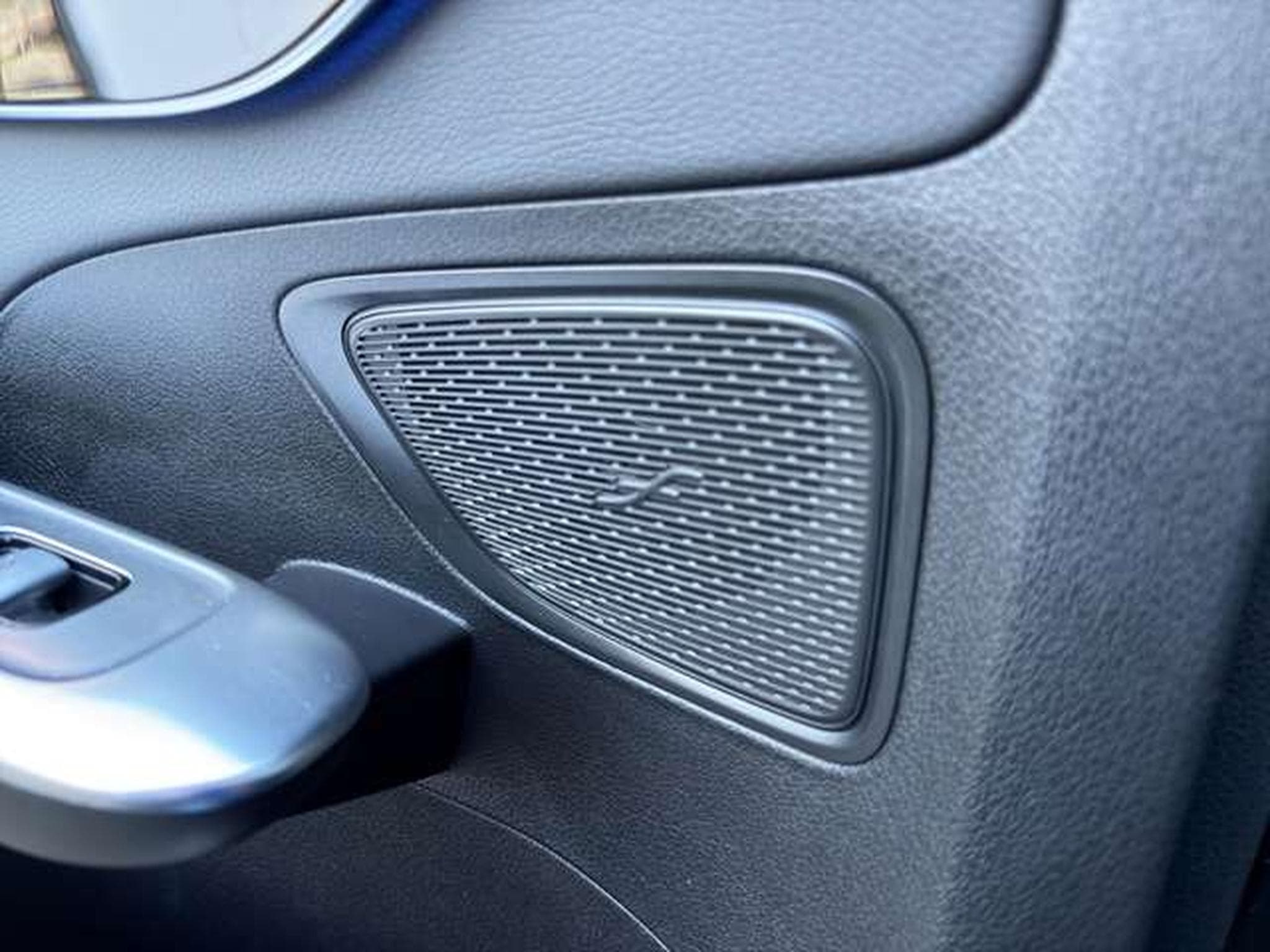 Mercedes C 200 T 4Matic Avantgarde/Pano/Navi/Side-Assist (2022) - Photo 15