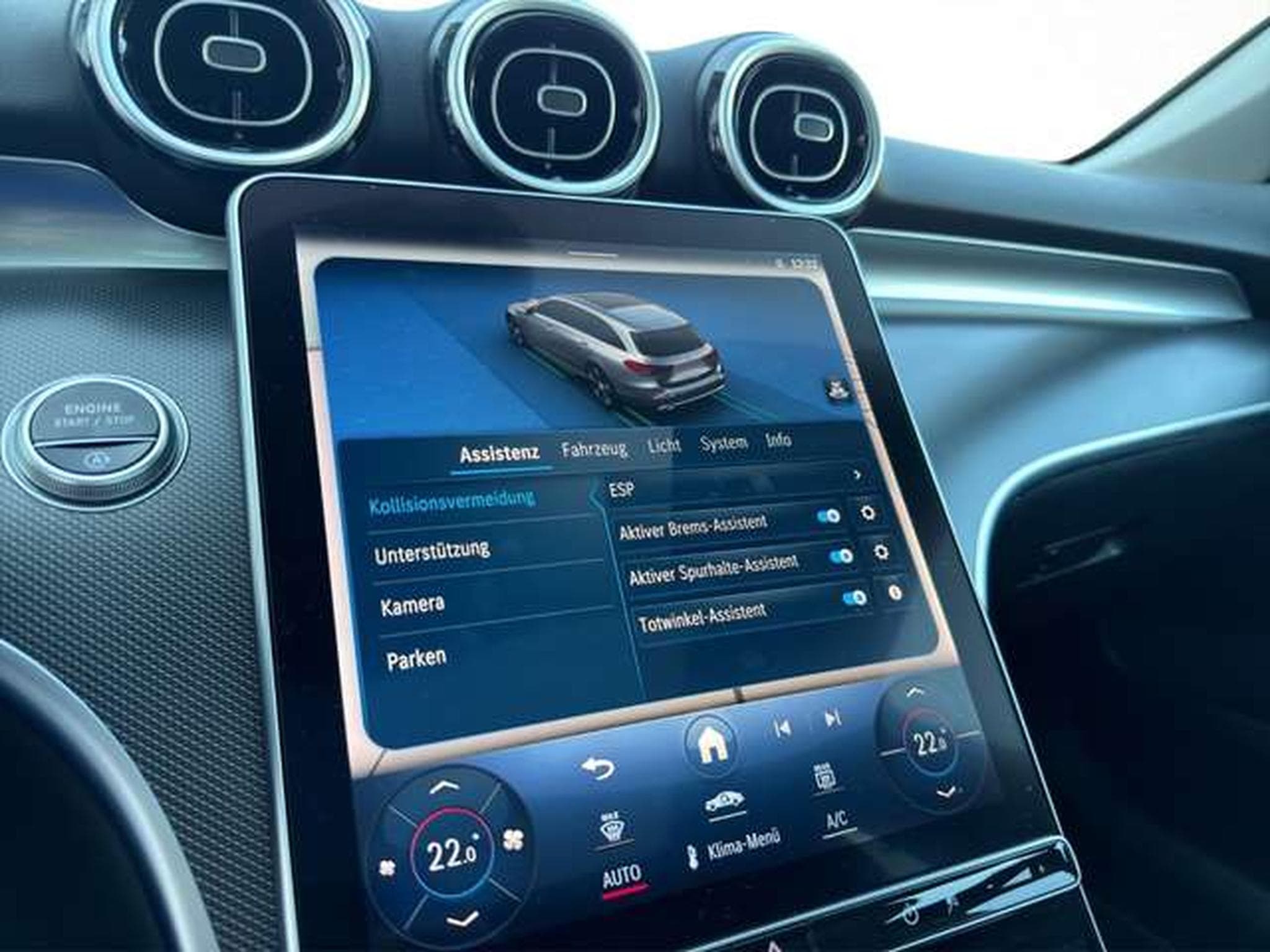 Mercedes C 200 T 4Matic Avantgarde/Pano/Navi/Side-Assist (2022) - Photo 21