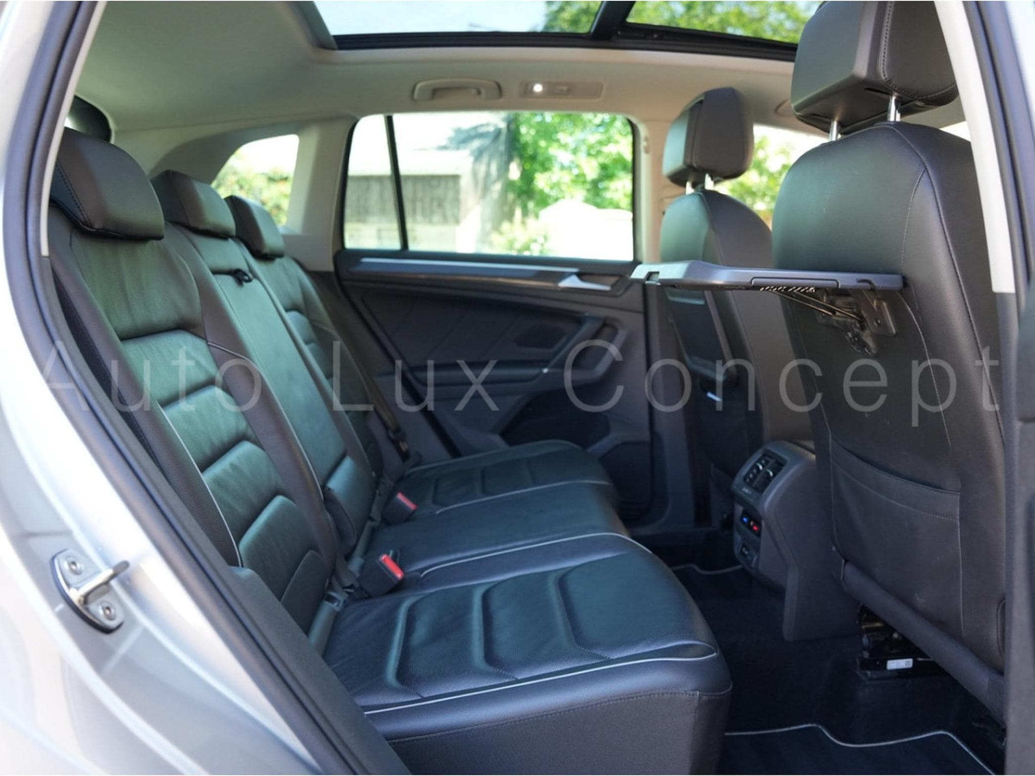 VW Tiguan 2.0 TSI 180 Carat Exclusive 4Motion DSG7 (2018) - Foto 9
