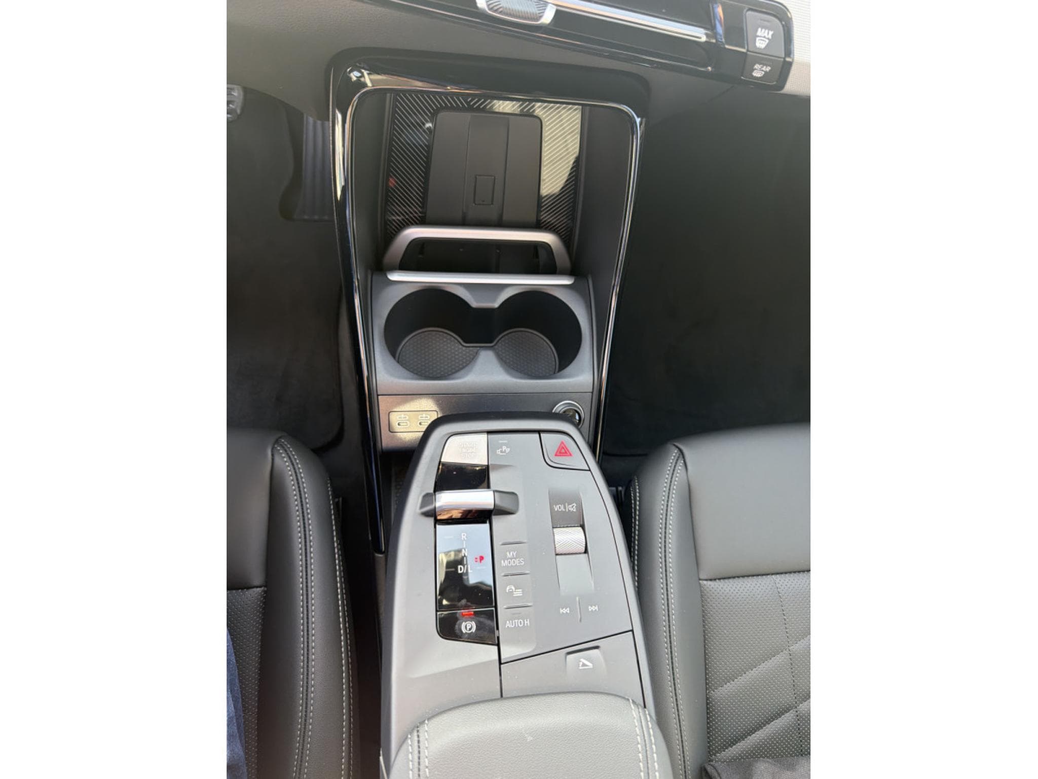 BMW X1 23i XDRIVE PACK PREMIUM 216 CV 4CYL (2026) - Foto 20