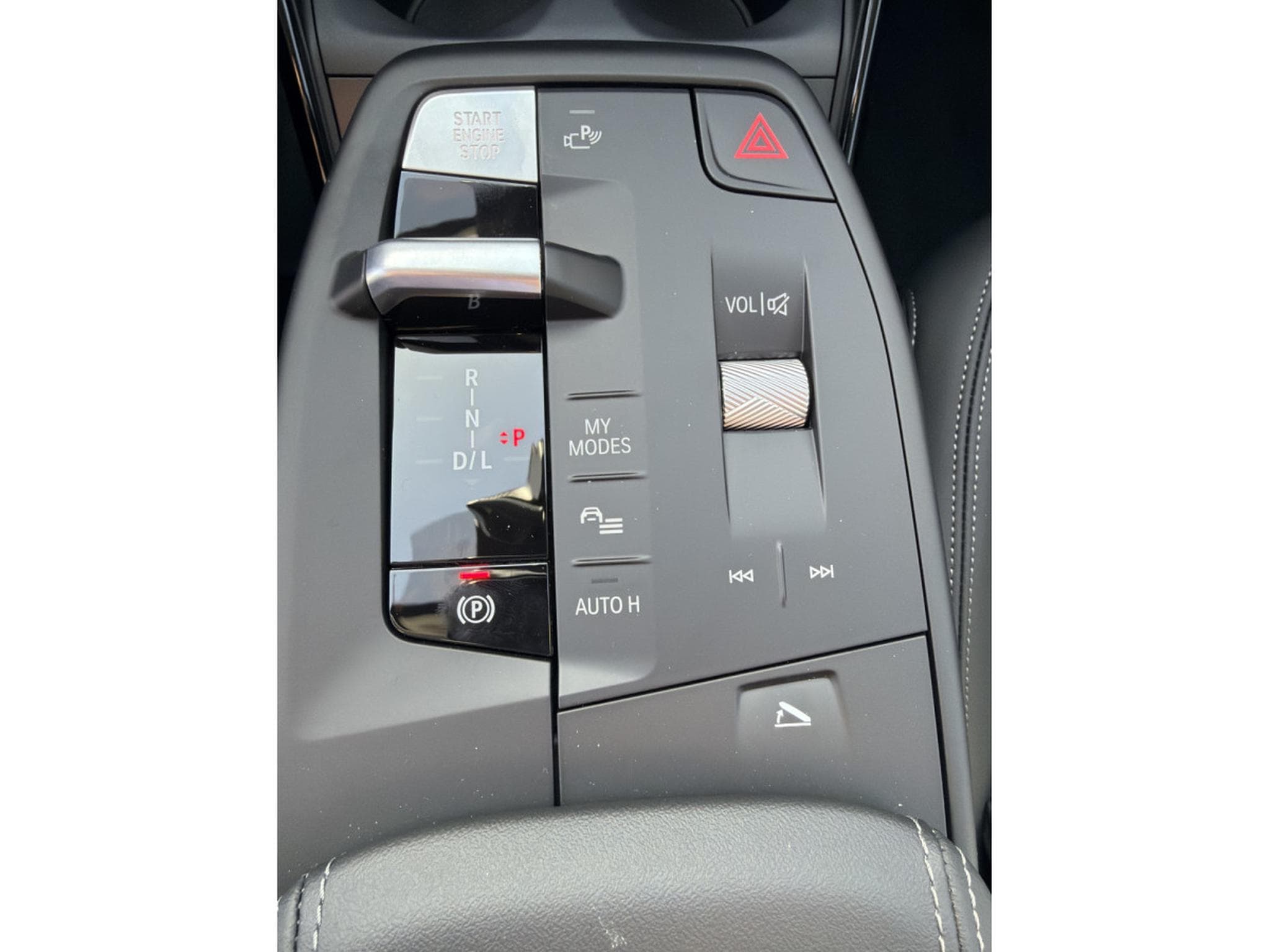 BMW X1 23i XDRIVE PACK PREMIUM 216 CV 4CYL (2026) - Foto 24