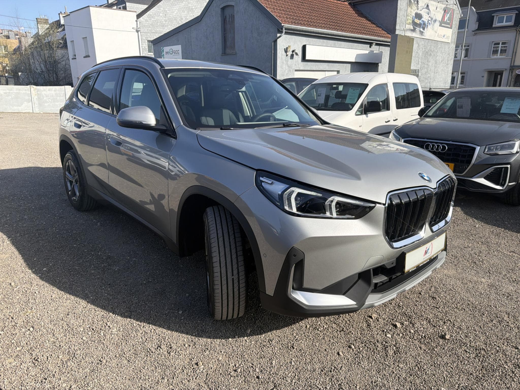 BMW X1 23i XDRIVE PACK PREMIUM 216 CV 4CYL (2026) - Foto 3