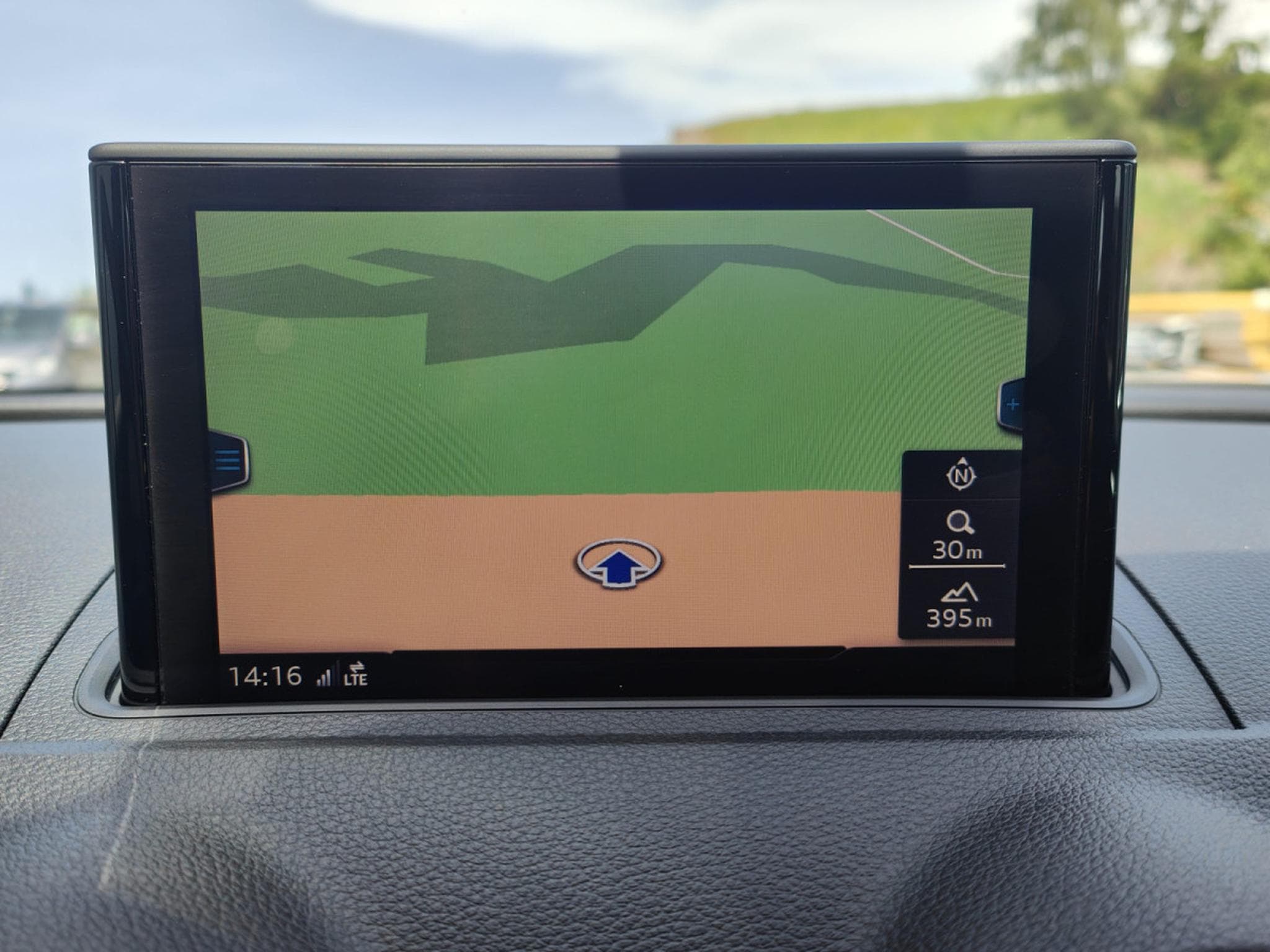 Audi A3 30 TDI AMBITION GPS CARPLAY CLIM AUTO APS AV/AR (2019) - Foto 26