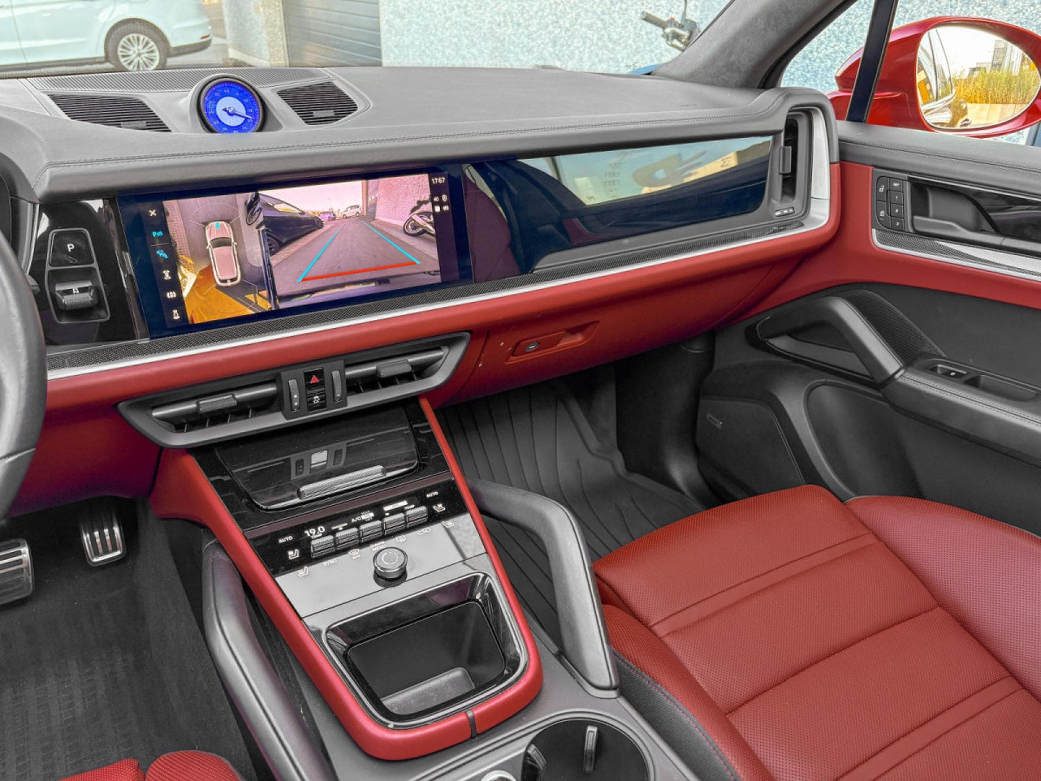 Porsche Cayenne COUPE TURBO E-HYBRID//21/BURMESTER/HEADUP/360°/SOFORT (2024) - Foto 25