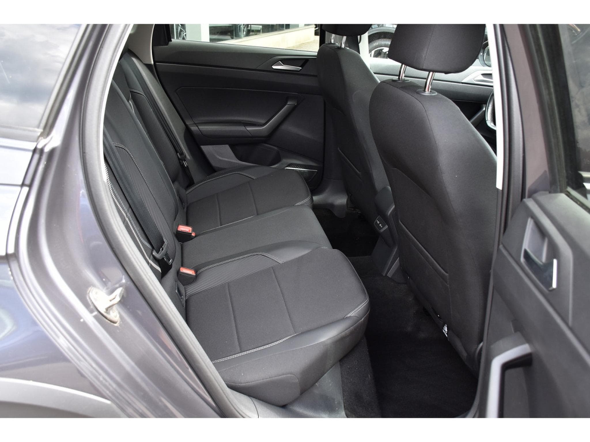 VW Taigo 1.0 TSI Style DSG TO ACC TRAVEL LED ATT RMQ JA17 (2022) - Foto 8