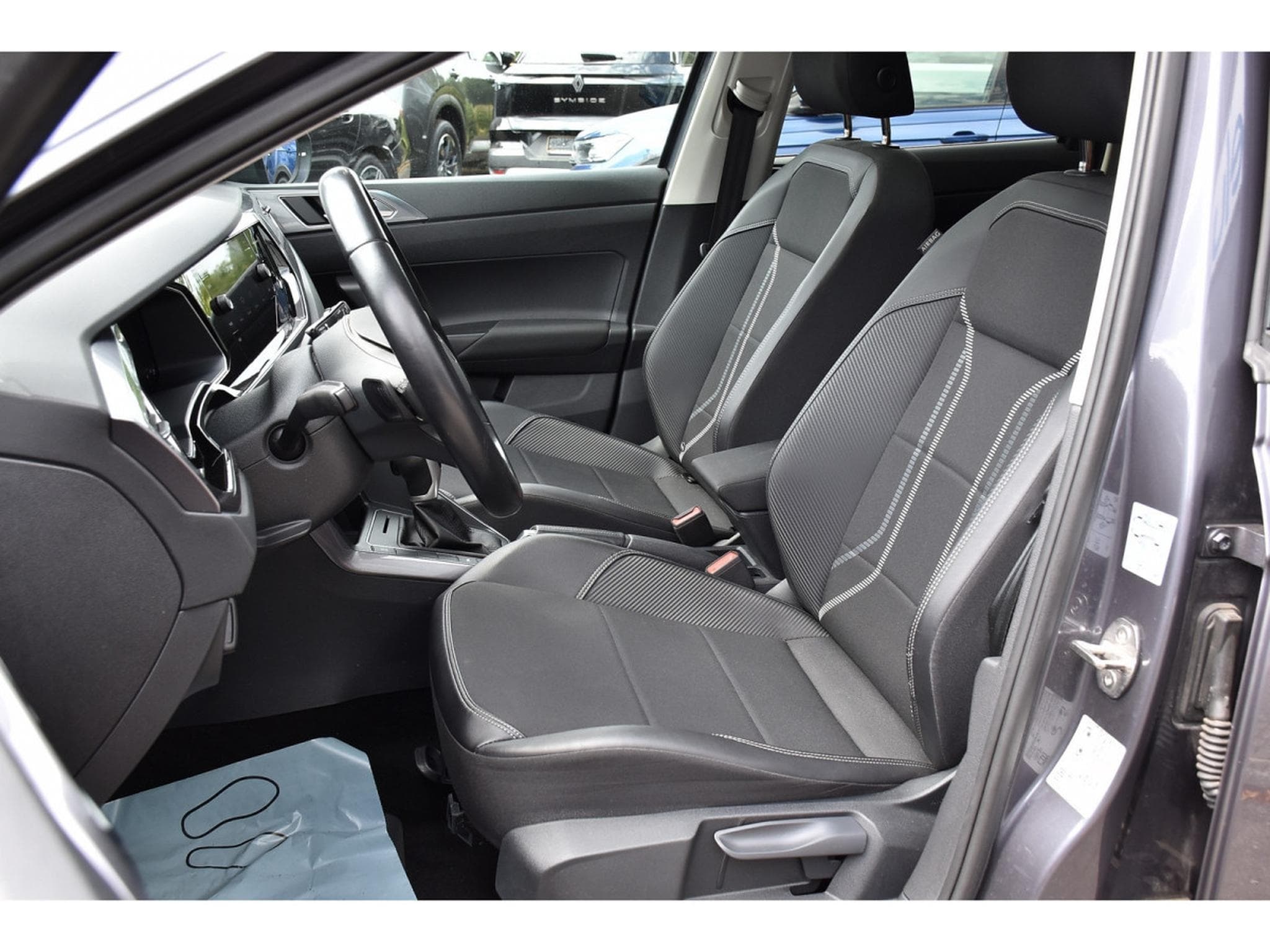 VW Taigo 1.0 TSI Style DSG TO ACC TRAVEL LED ATT RMQ JA17 (2022) - Foto 6
