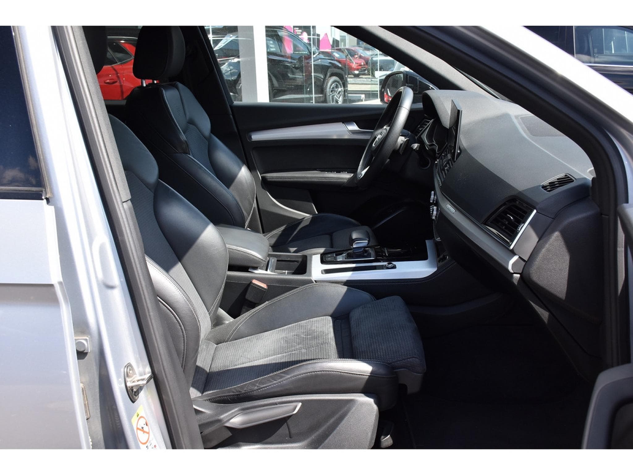 Audi Q5 Sportback 55 TFSIe Quattro S-Line S-Tronic (2021) - Foto 7