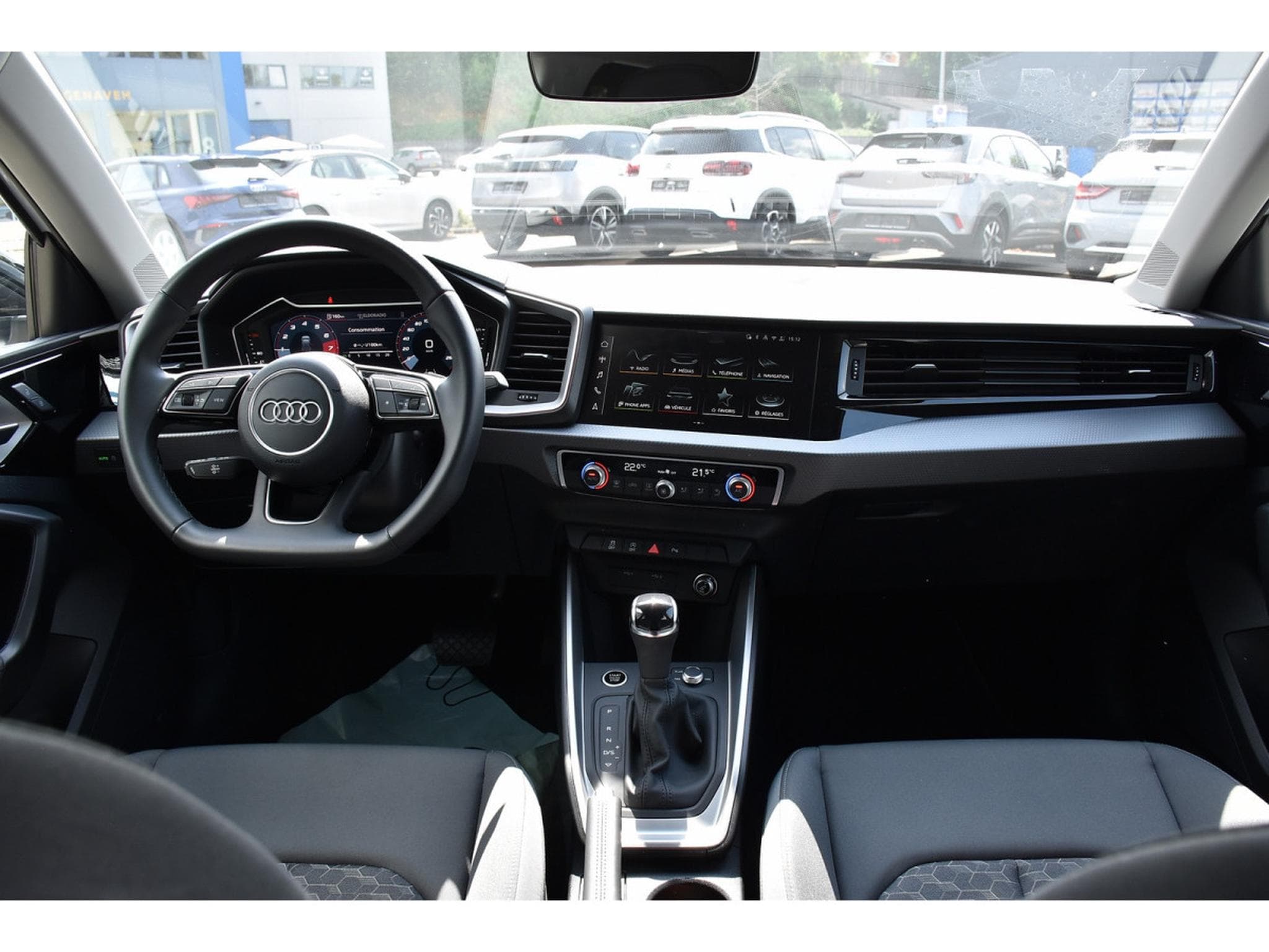Audi A1 Sportback 30 TFSI S-Line S-Tronic Adrenalin Black Edition (2025) - Foto 9