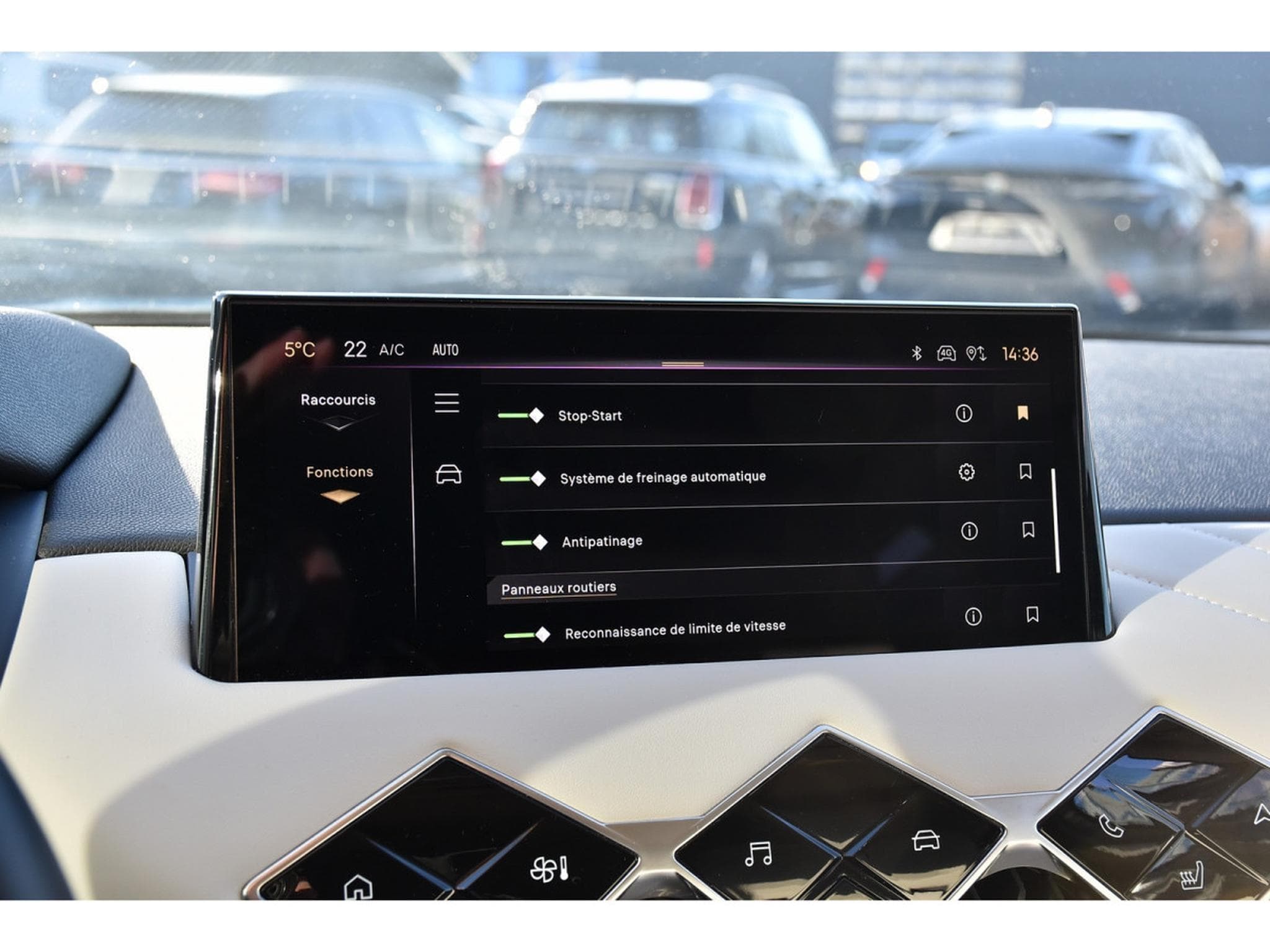 DS Automobiles DS3 1.2 PureTech EAT8 Rivoli CUIR GPS CAM LANE SIDE FOCAL 1°MAIN (2023) - Foto 14