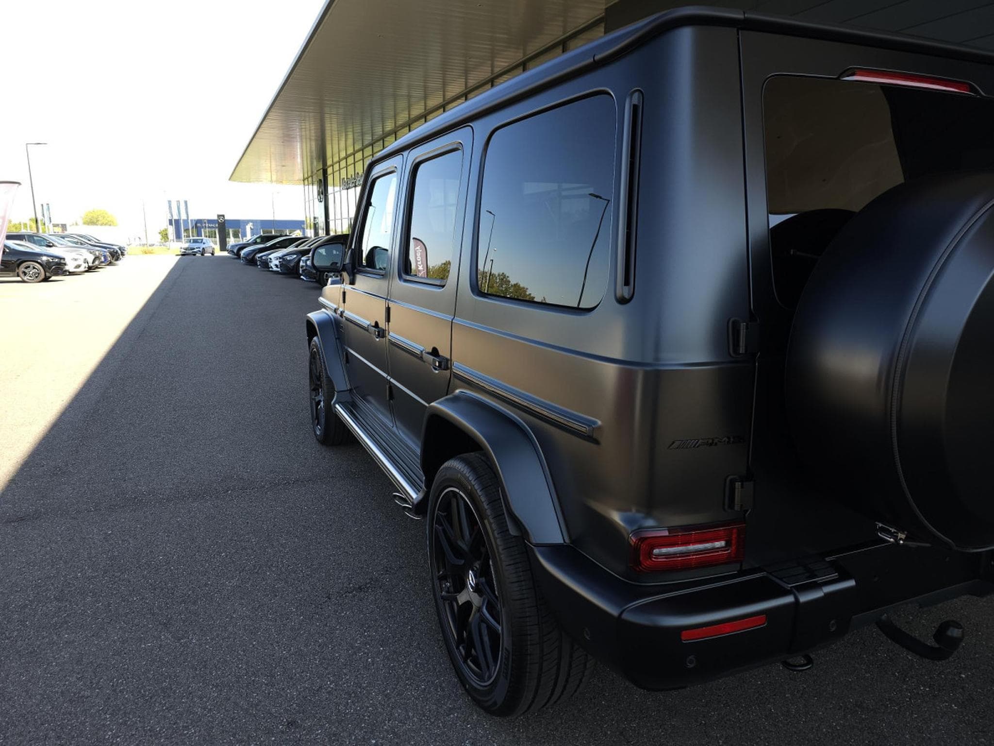 Mercedes G 63 AMG 585 cv - Burmester Surround - Pack Sport Black AMG - Carbon (2023) - Photo 4
