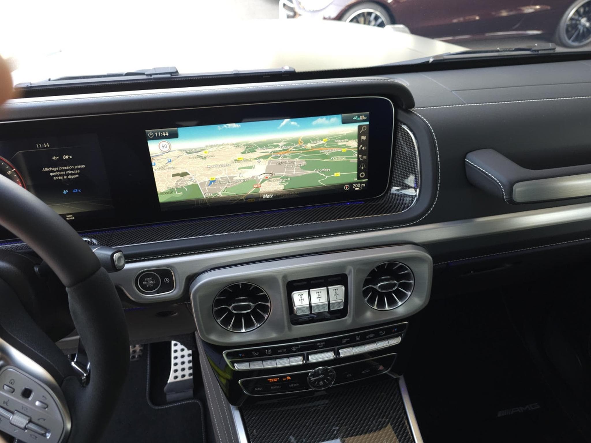 Mercedes G 63 AMG 585 cv - Burmester Surround - Pack Sport Black AMG - Carbon (2023) - Photo 13