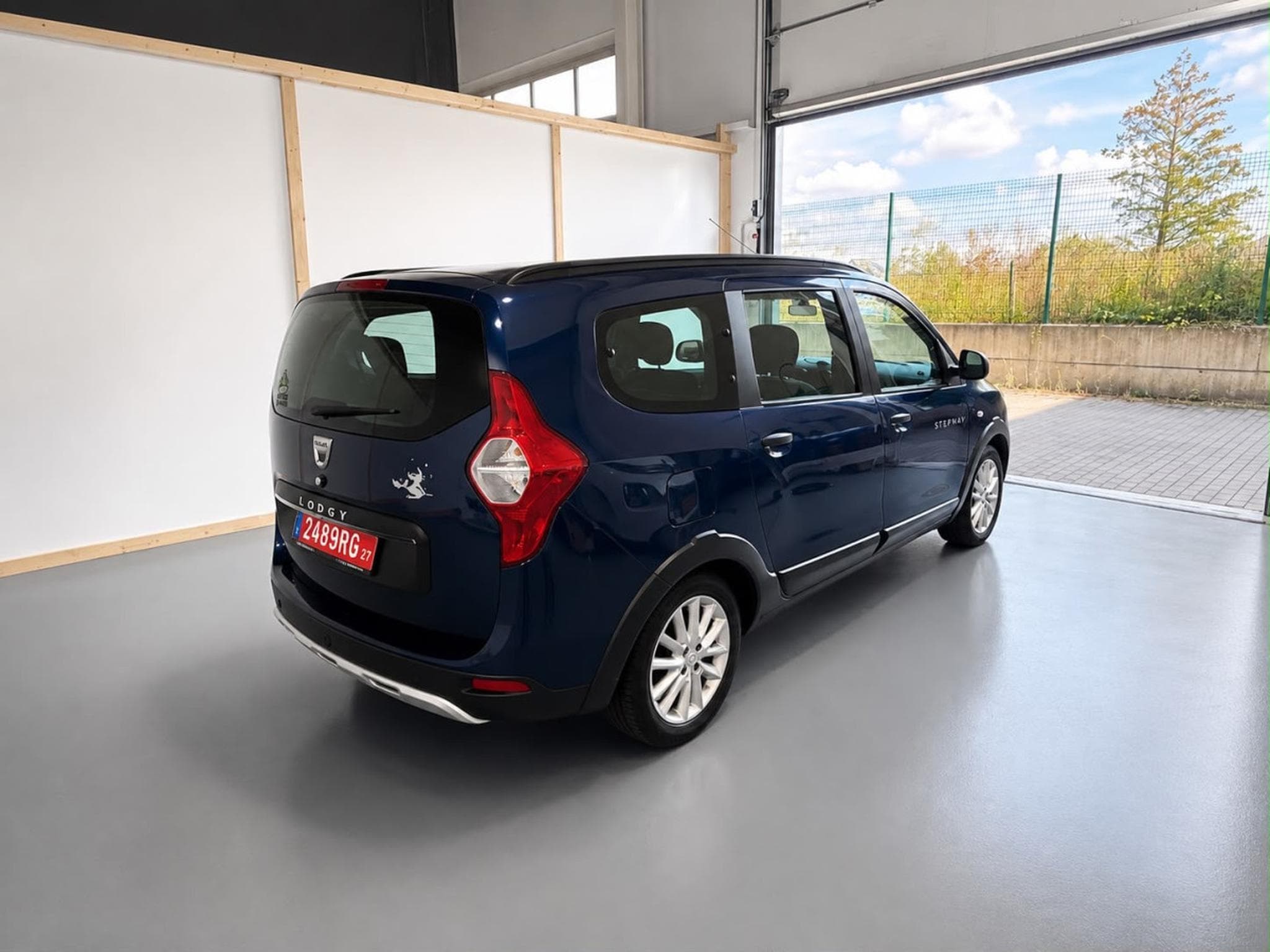 Dacia Lodgy 1.5 dCi 90 Stepway 7Places camera navi (2018) - Foto 4