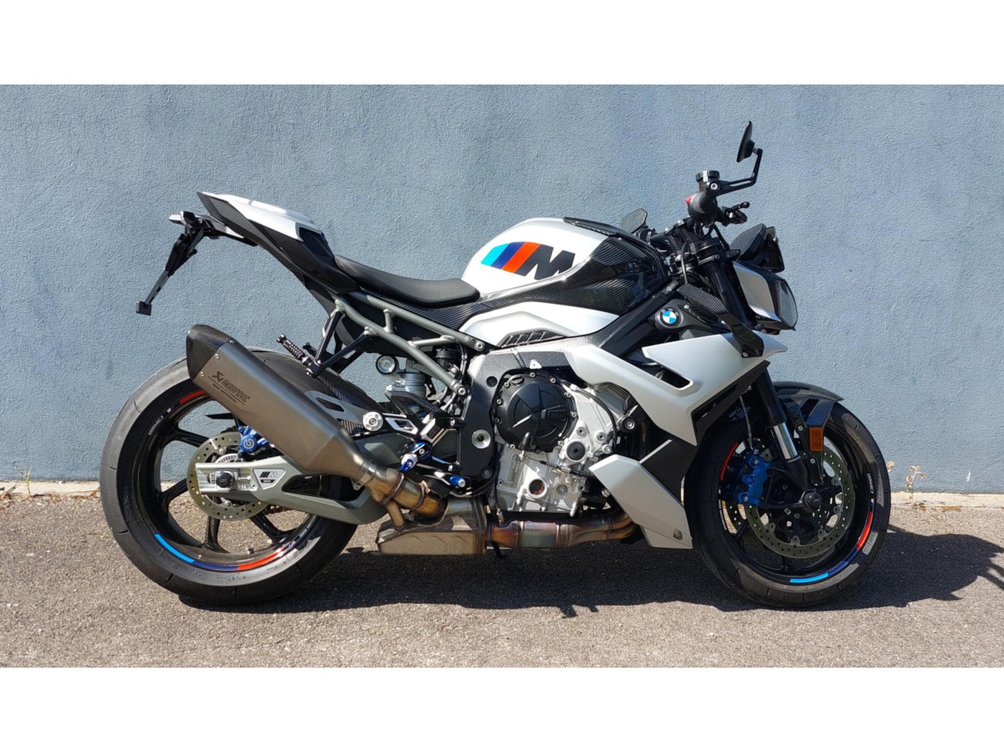 BMW M 1000 R Competition (2025) - Photo 1