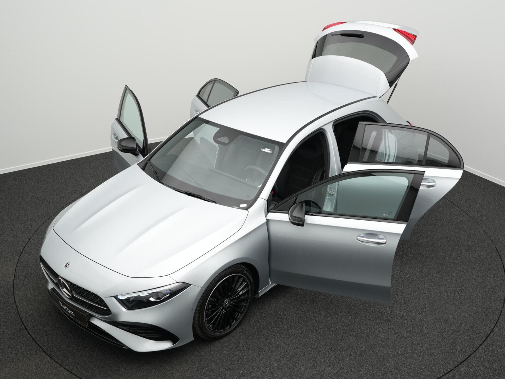 Mercedes A 200 AMG Line/Edition/Navi/Distronic/LED (2025) - Foto 12