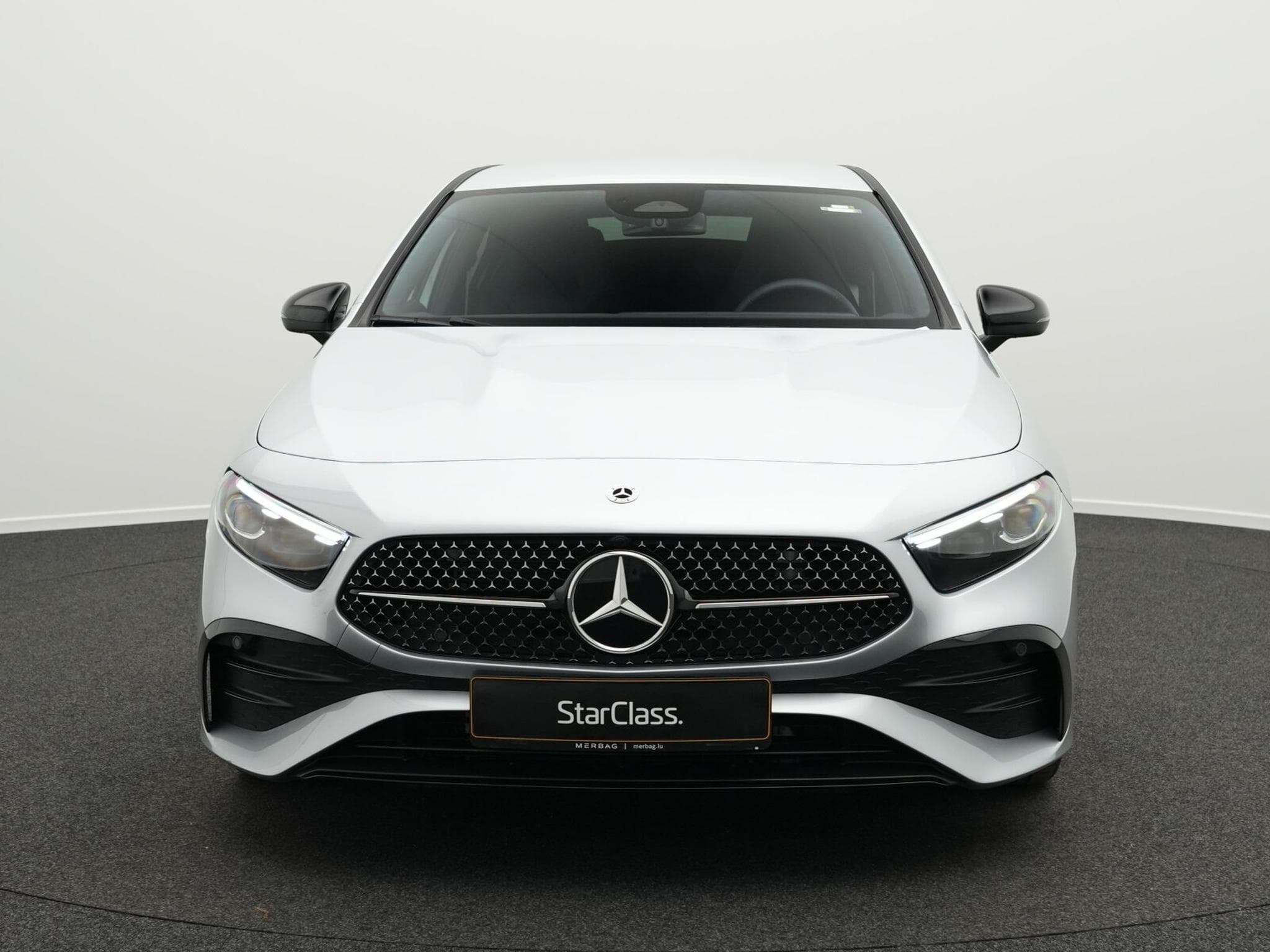 Mercedes A 200 AMG Line/Edition/Navi/Distronic/LED (2025) - Foto 2