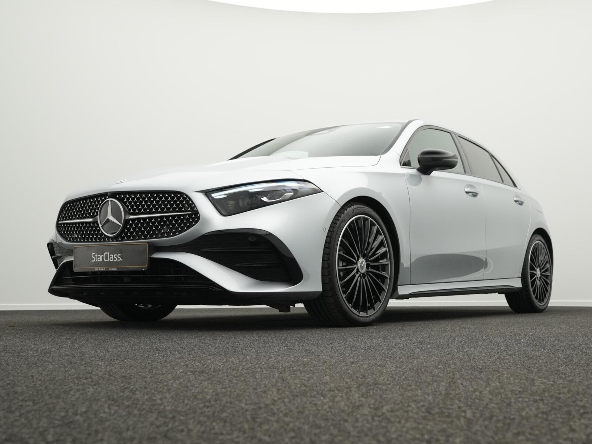 Mercedes A 200 AMG Line/Edition/Navi/Distronic/LED (2025) - Foto 8