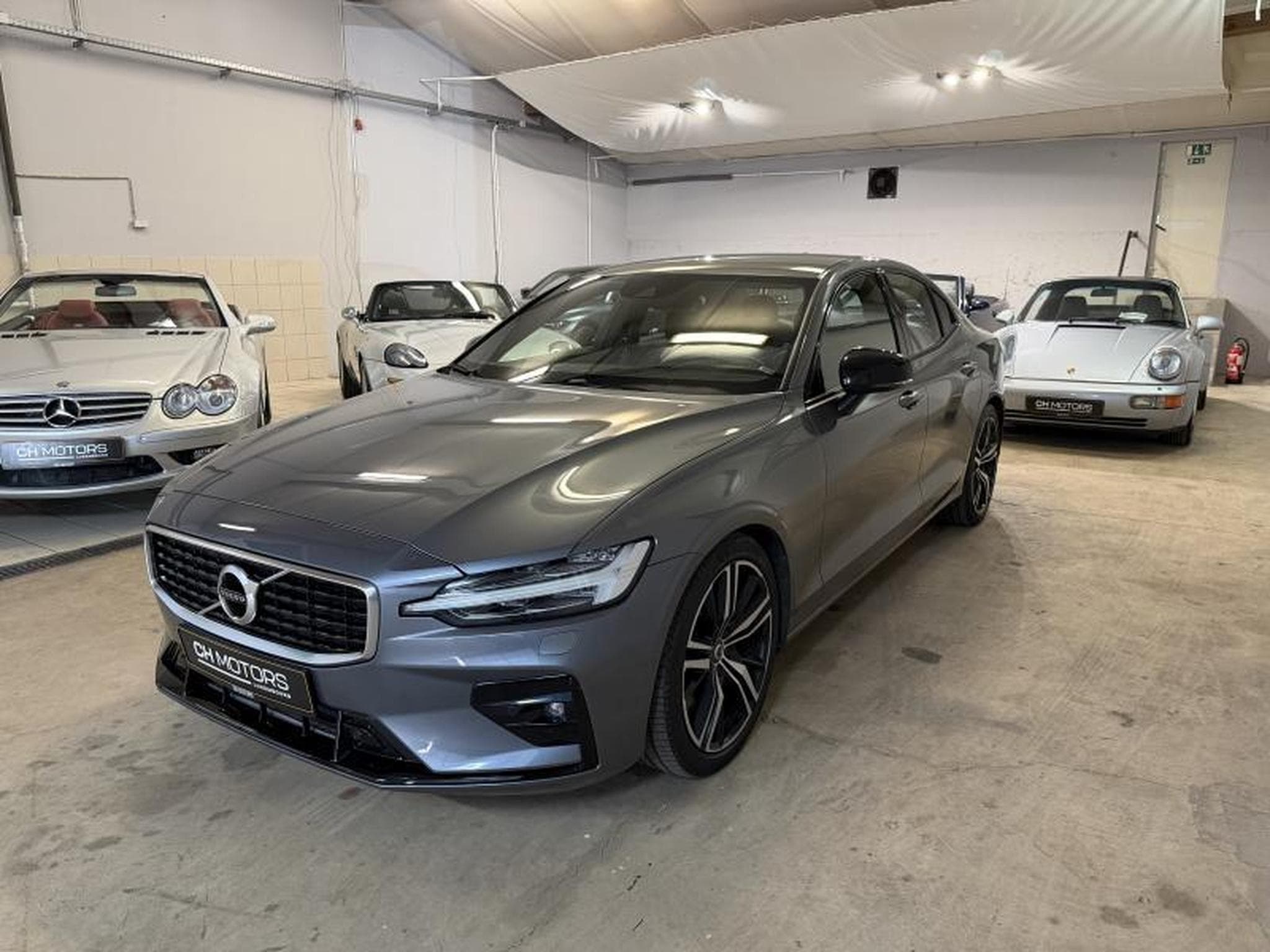 Volvo S60 T5 R Design (2020) - Photo 3