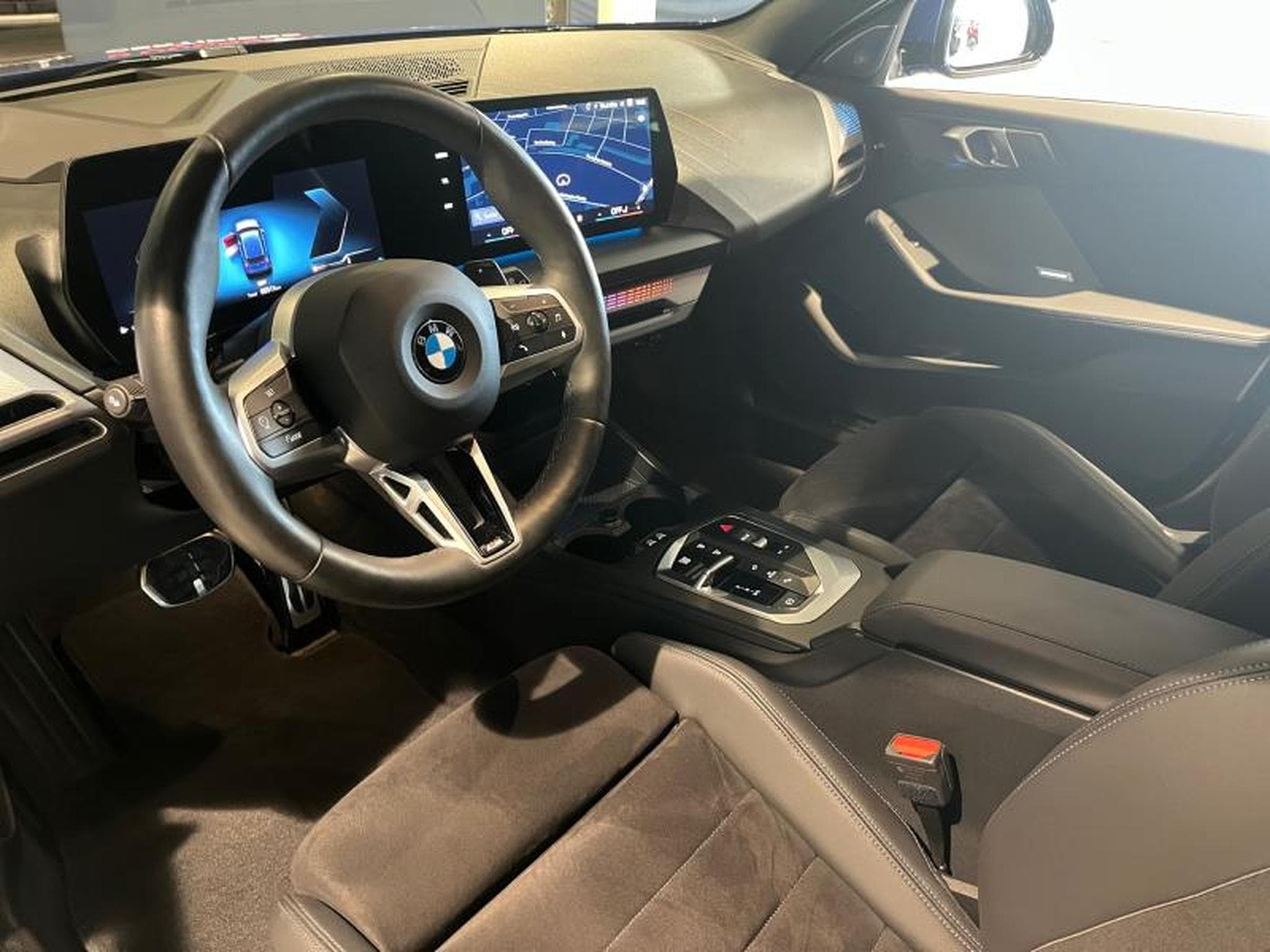 BMW 120 120 Hatch M Sport (2025) - Foto 15