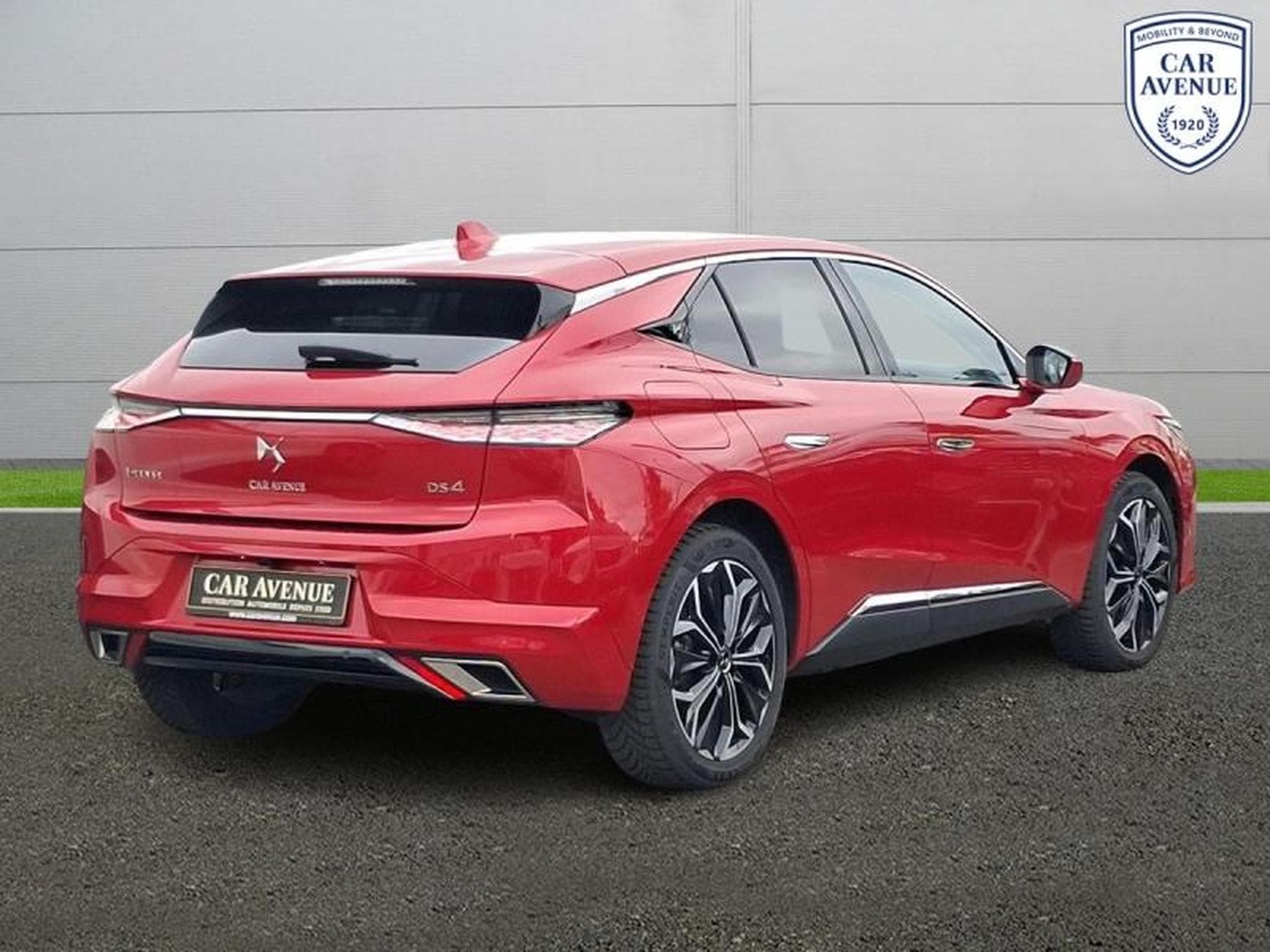 DS Automobiles DS4 E-TENSE 225ch Rivoli (2024) - Photo 5