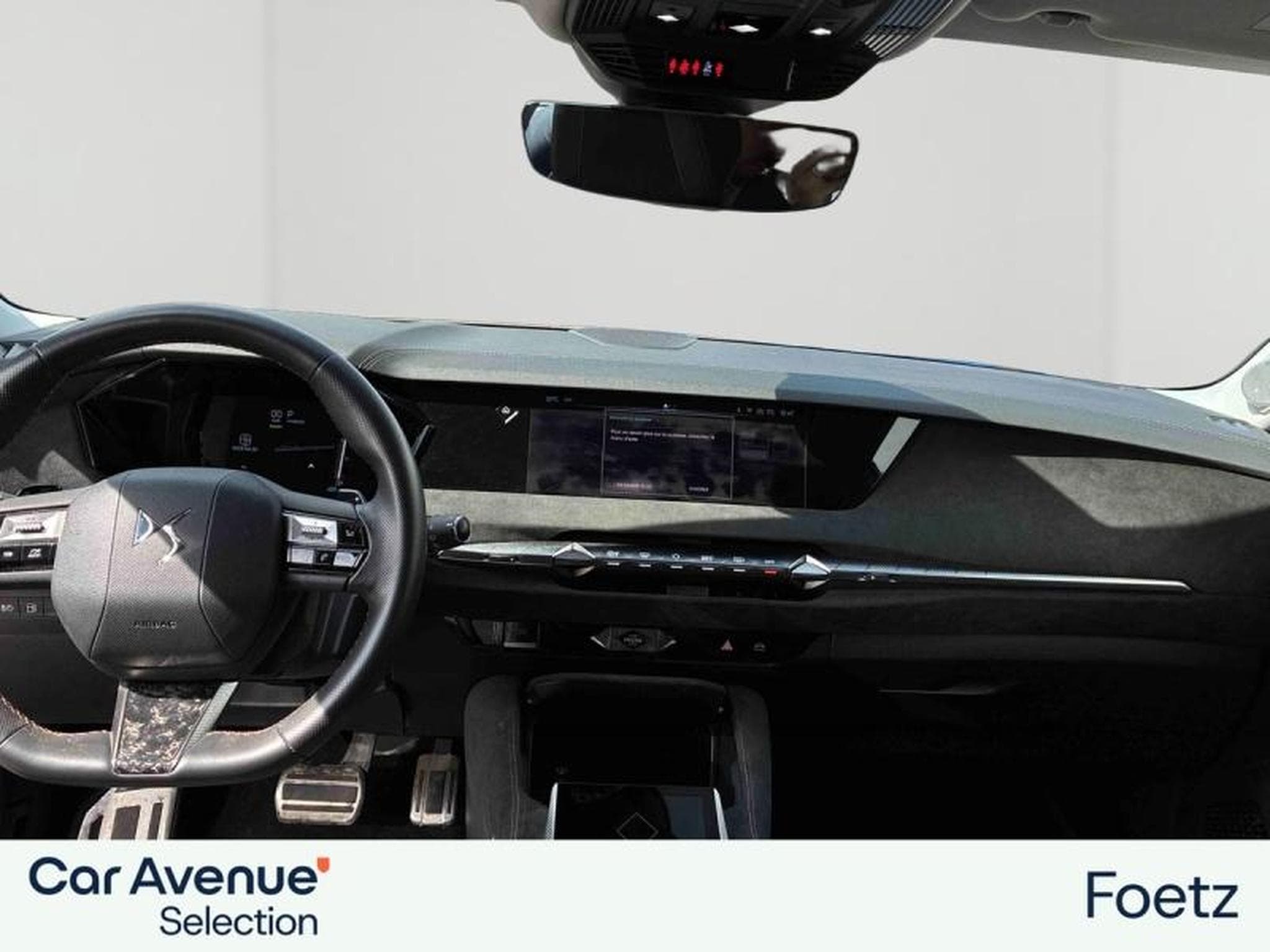 DS Automobiles DS4 E-TENSE 225ch Performance Line + (2022) - Photo 3