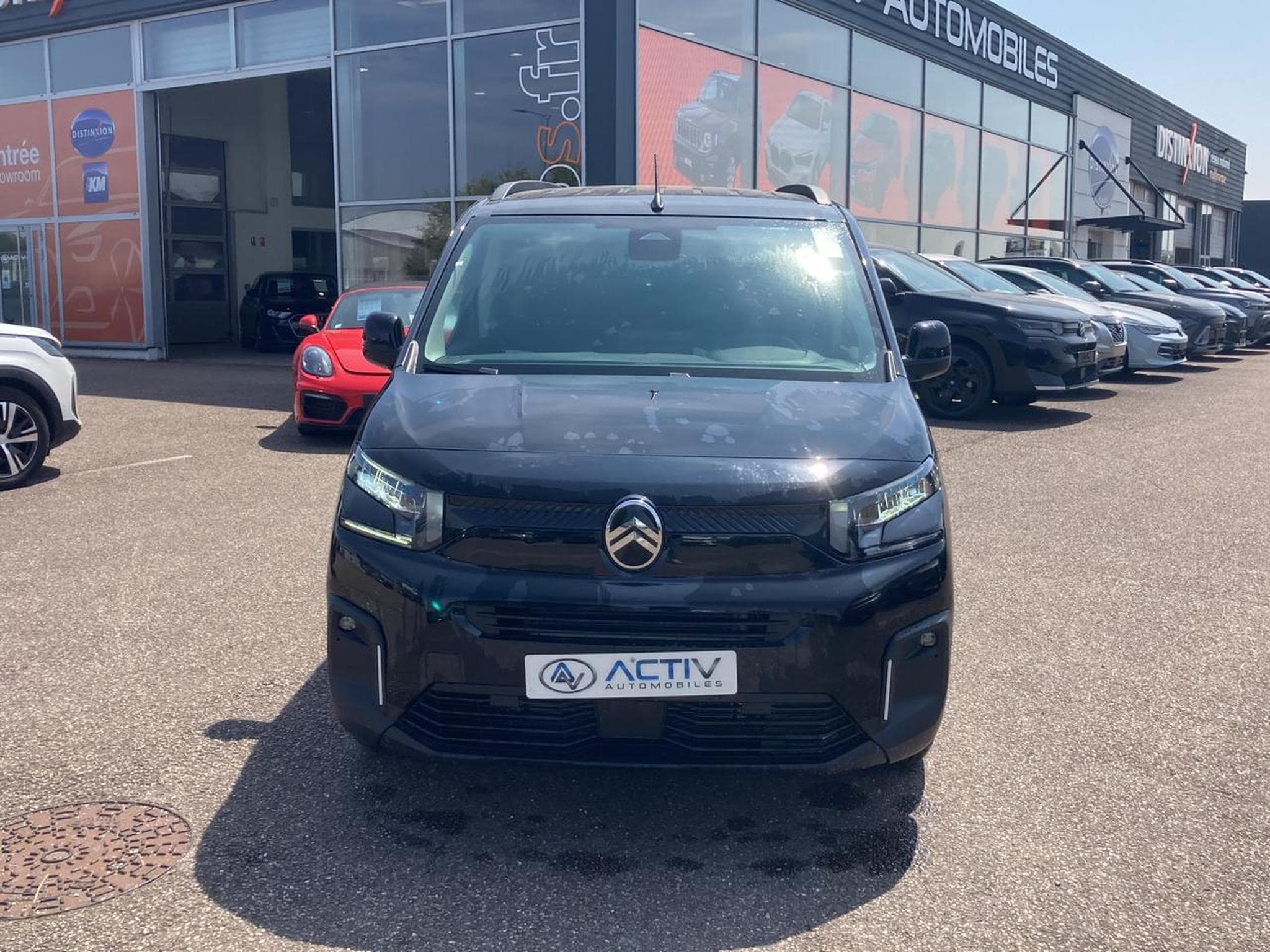 Citroën BERLINGO N1 1.5 BLUE HDI 130 M PLUS EAT8 (2026) - Photo 2