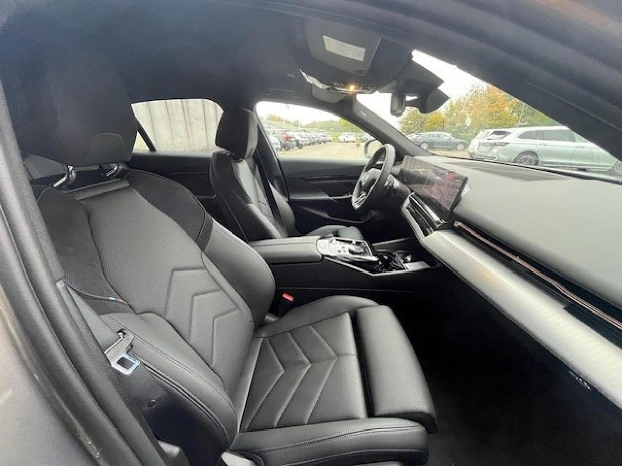 Bmw SERIE 5 (G60) 520DA 197 M SPORT (2024) - Photo 7