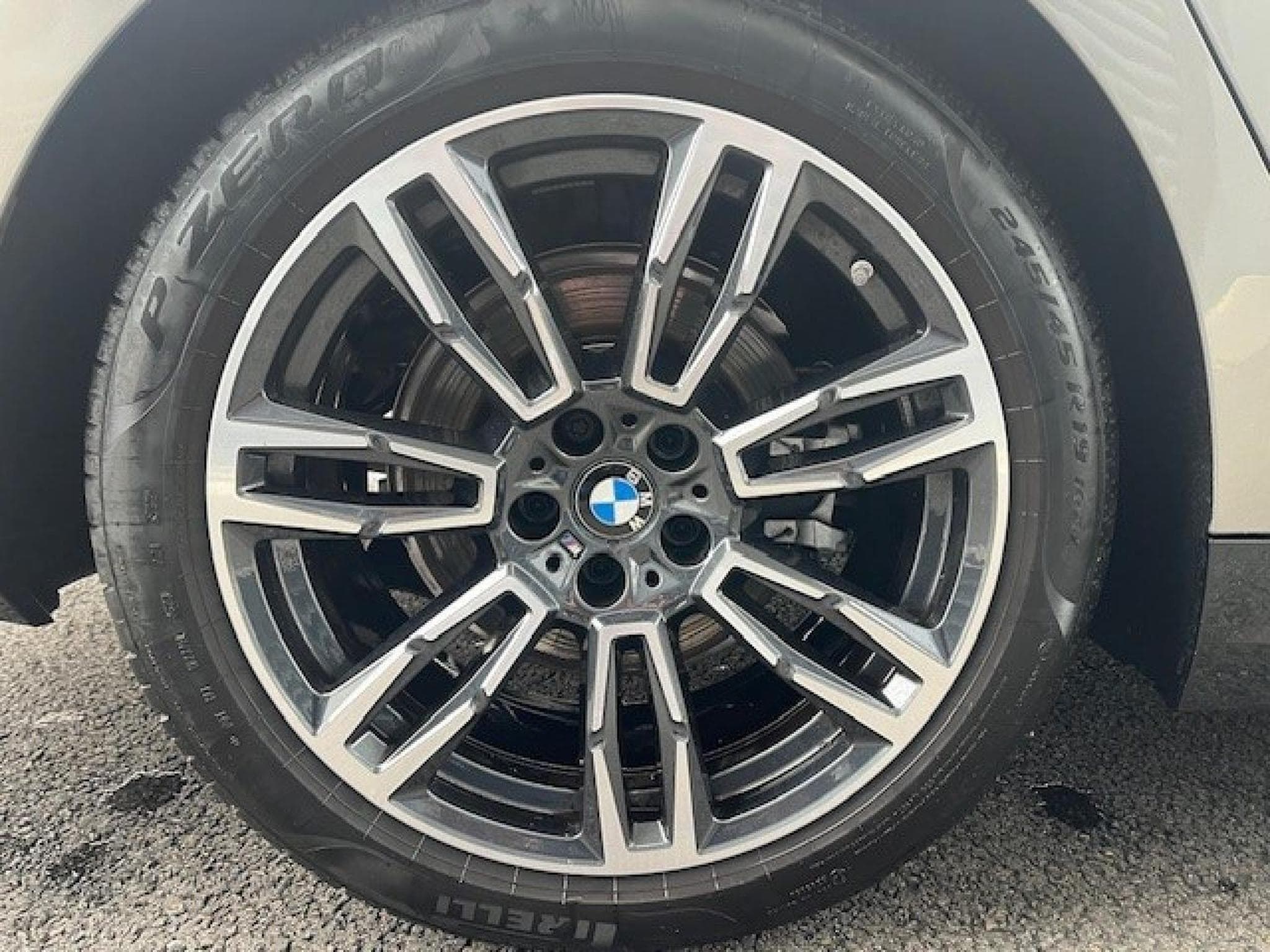 Bmw SERIE 5 (G60) 520DA 197 M SPORT (2024) - Photo 9