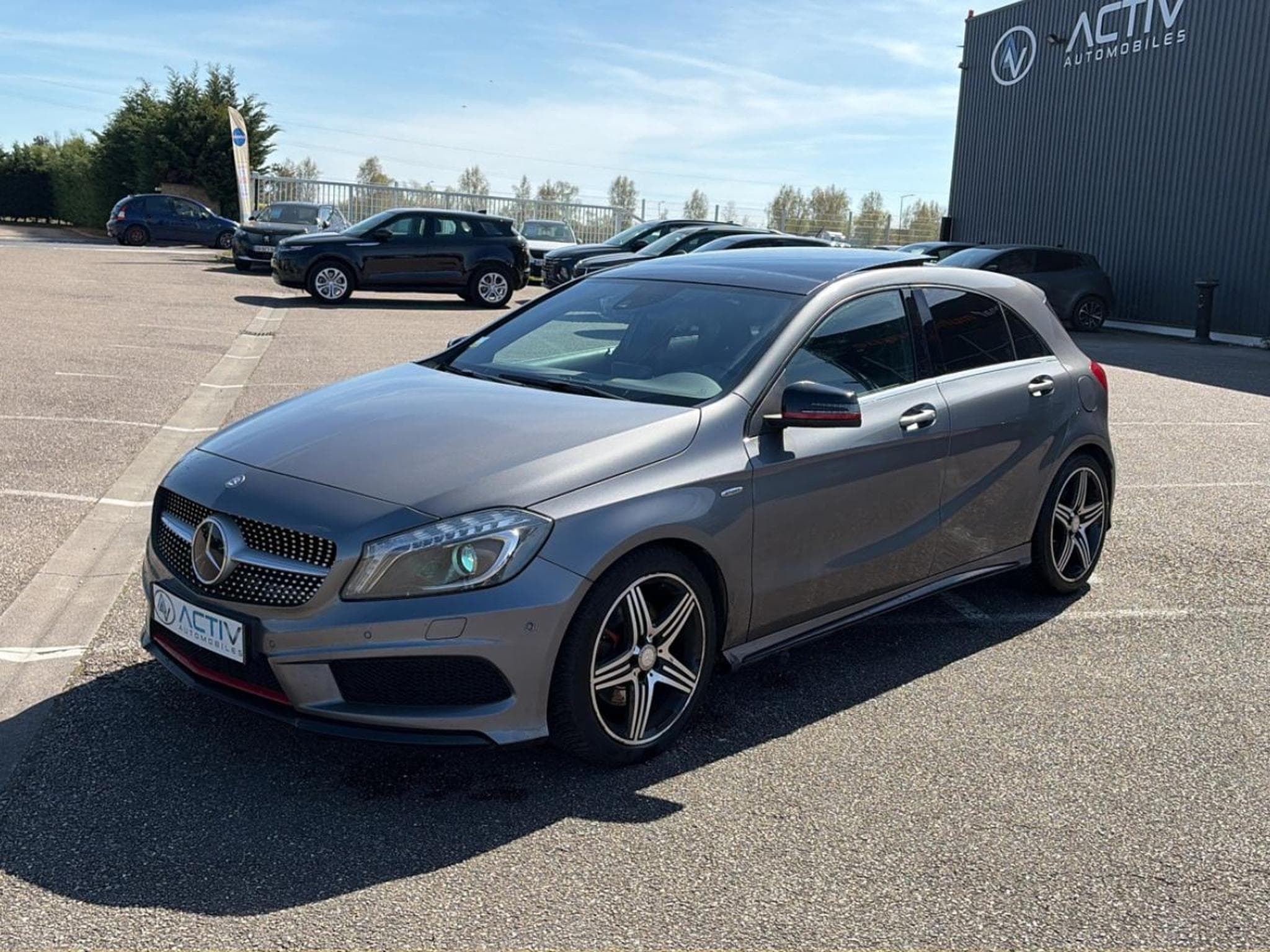 Mercedes CLASSE A 250 VERSION SPORT 7G-DCT (2015) - Foto 1