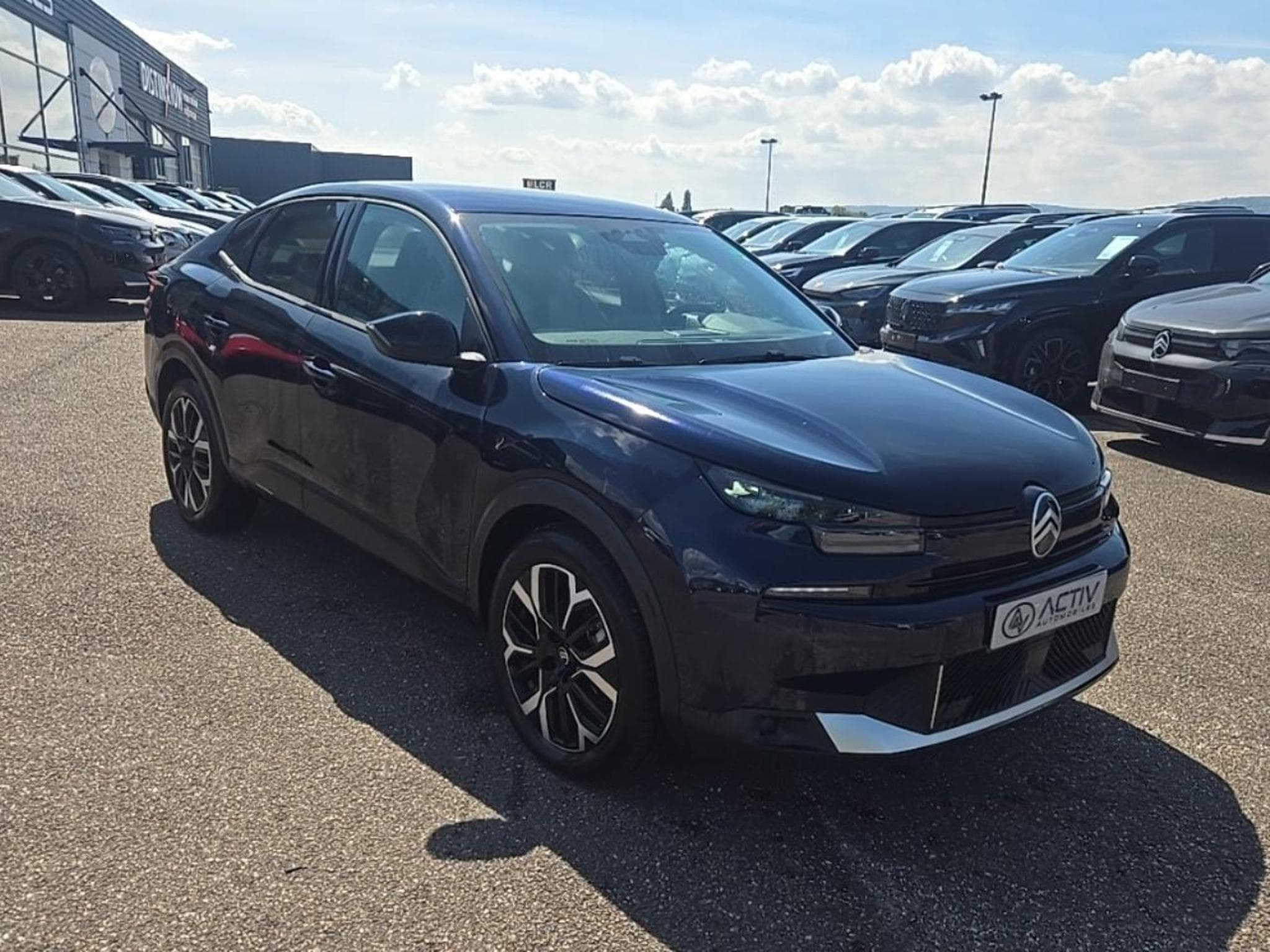 Citroen C4 X 1.2 HYBRIDE 145 MAX E-DCS6 (2025) - Photo 3