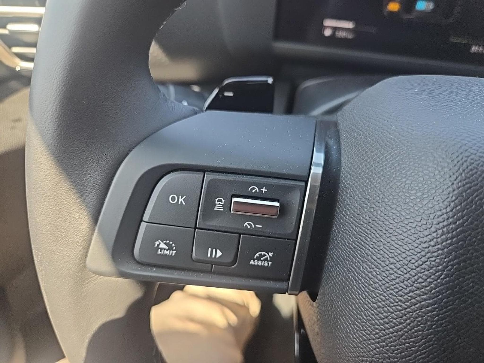 Citroen C4 X 1.2 HYBRIDE 145 MAX E-DCS6 (2025) - Photo 20