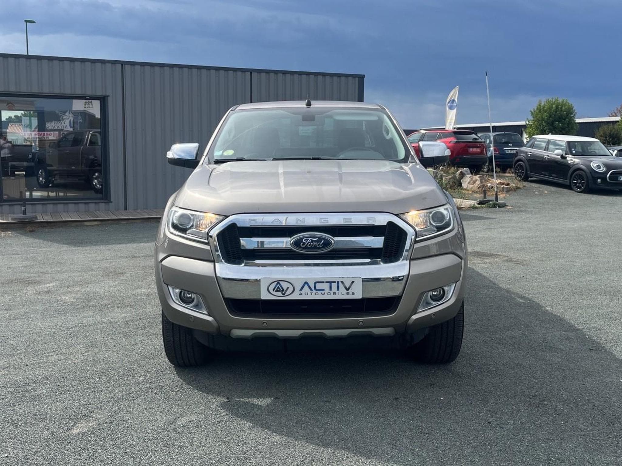 Ford RANGER 3.2 TDCI 200 SUPER CAB LIMITED BVA6 (2019) - Photo 2