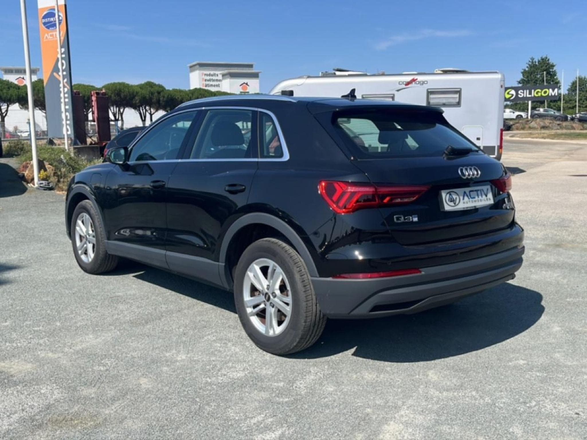 Audi Q3 45 TFSI 245 BUSINESS LINE S TRONIC 6 (2023) - Photo 7
