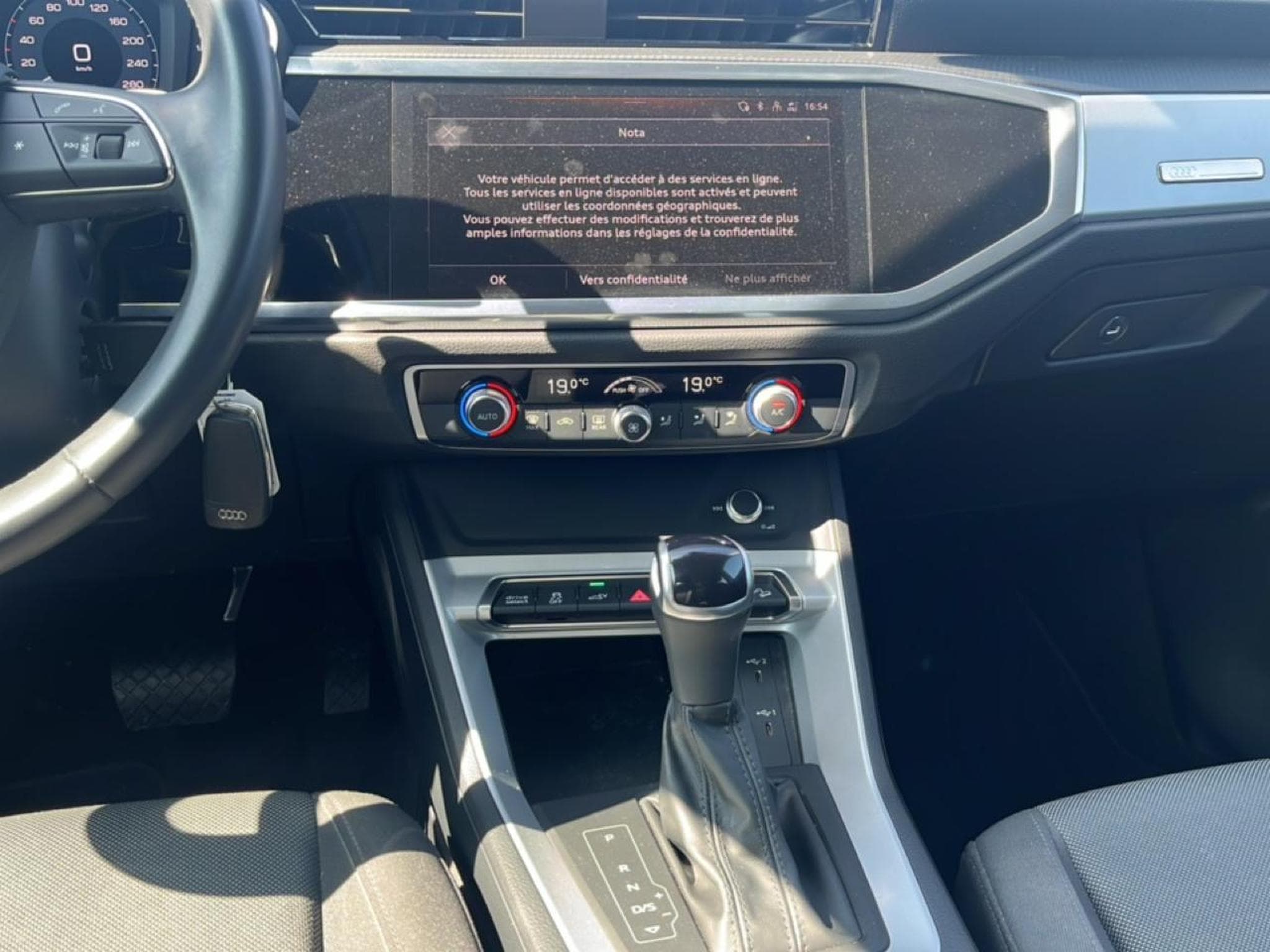 Audi Q3 45 TFSI 245 BUSINESS LINE S TRONIC 6 (2023) - Photo 12