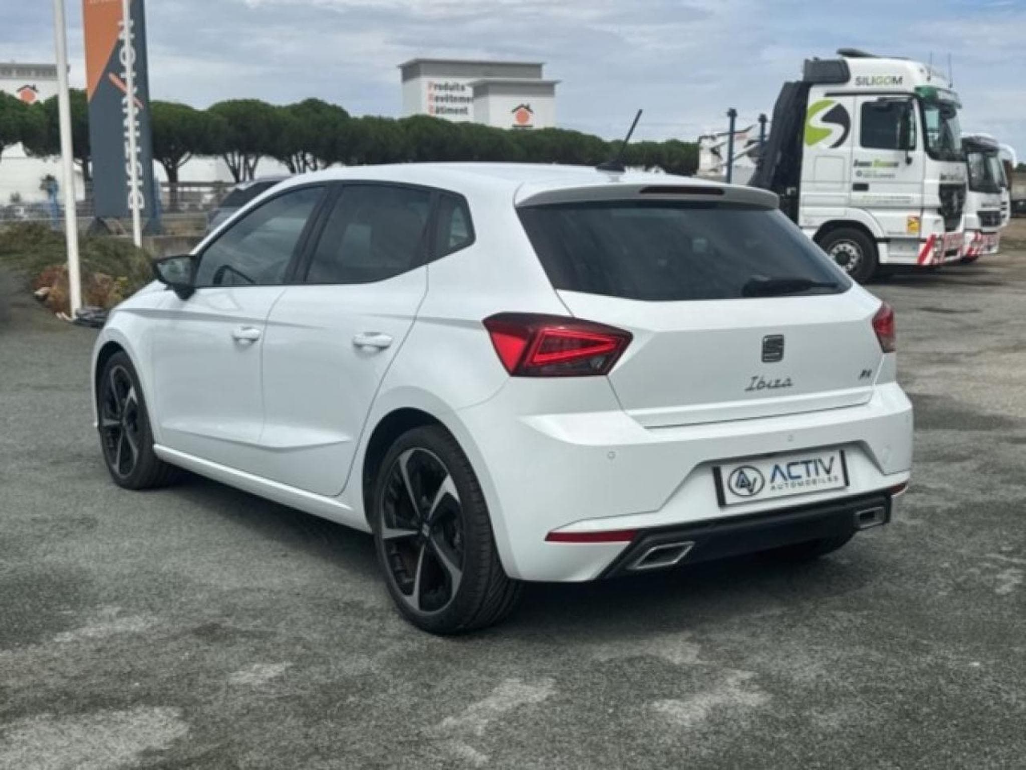 Seat IBIZA 1.0 ECOTSI 110 FR DSG7 (2021) - Photo 7