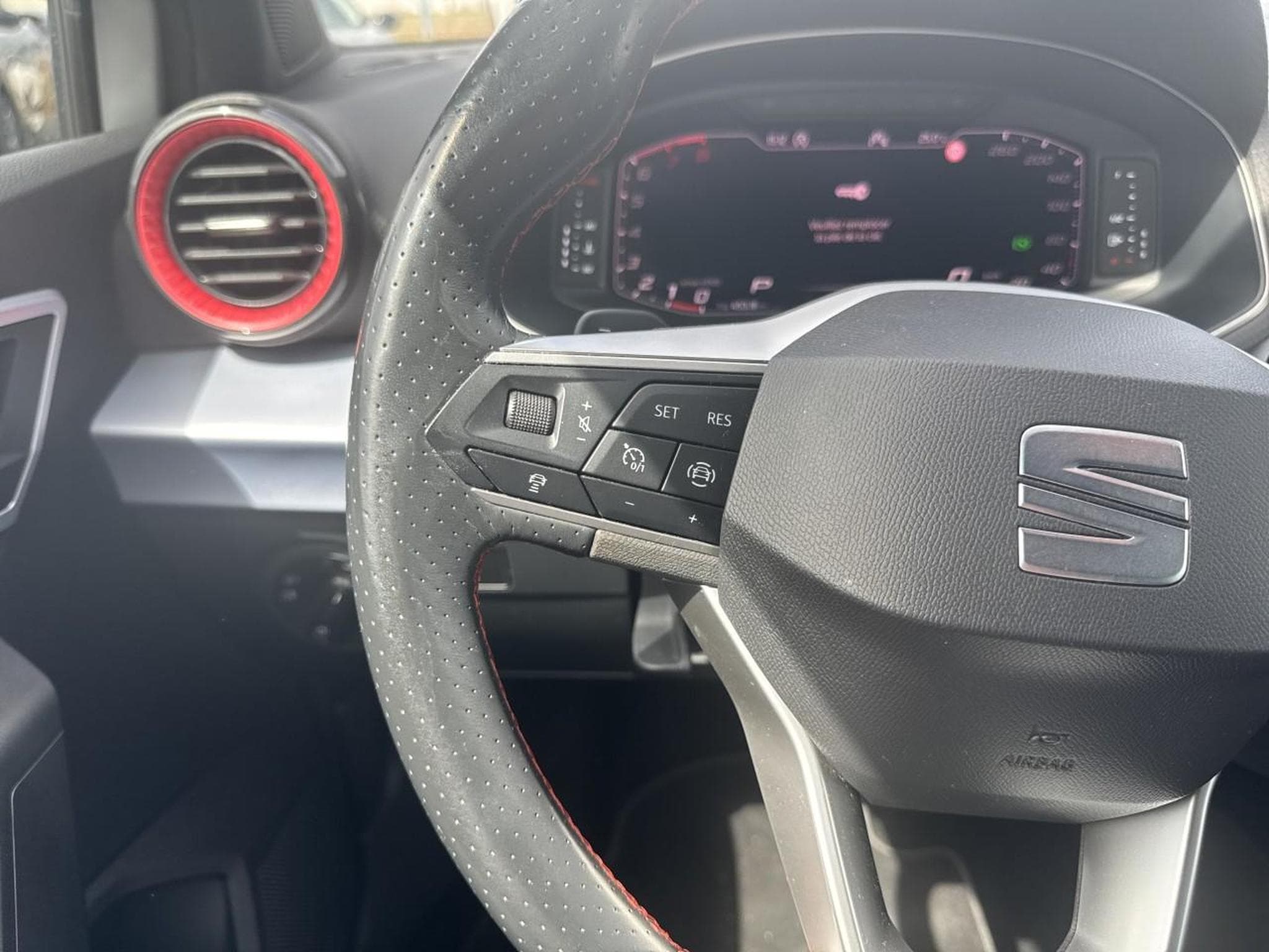 Seat IBIZA 1.0 ECOTSI 110 FR DSG7 (2021) - Photo 13