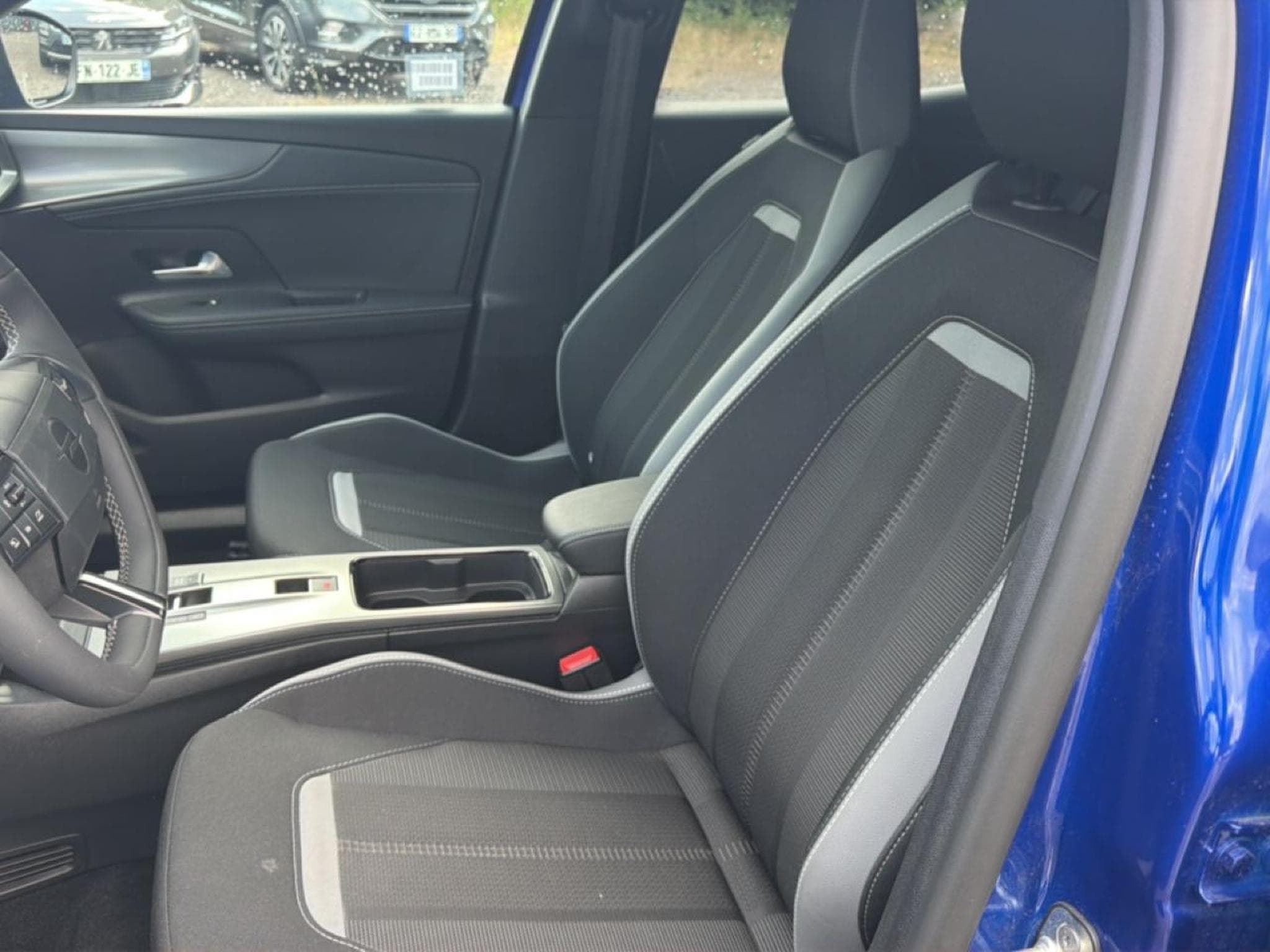 Opel MOKKA ELECTRIC 156 GS (2025) - Photo 12