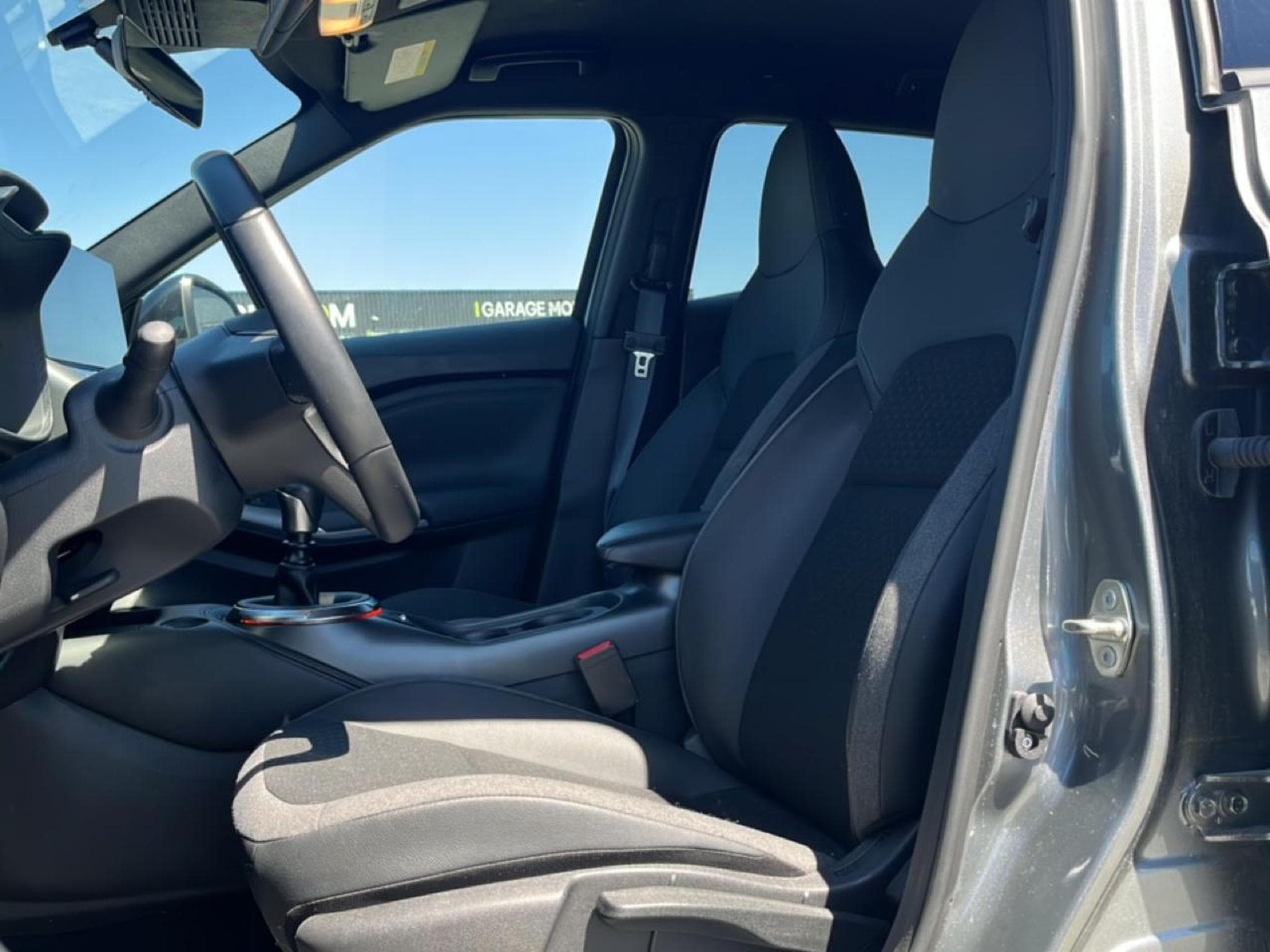 Nissan JUKE 1.0 DIG-T 114 N-CONNECTA (2025) - Photo 10