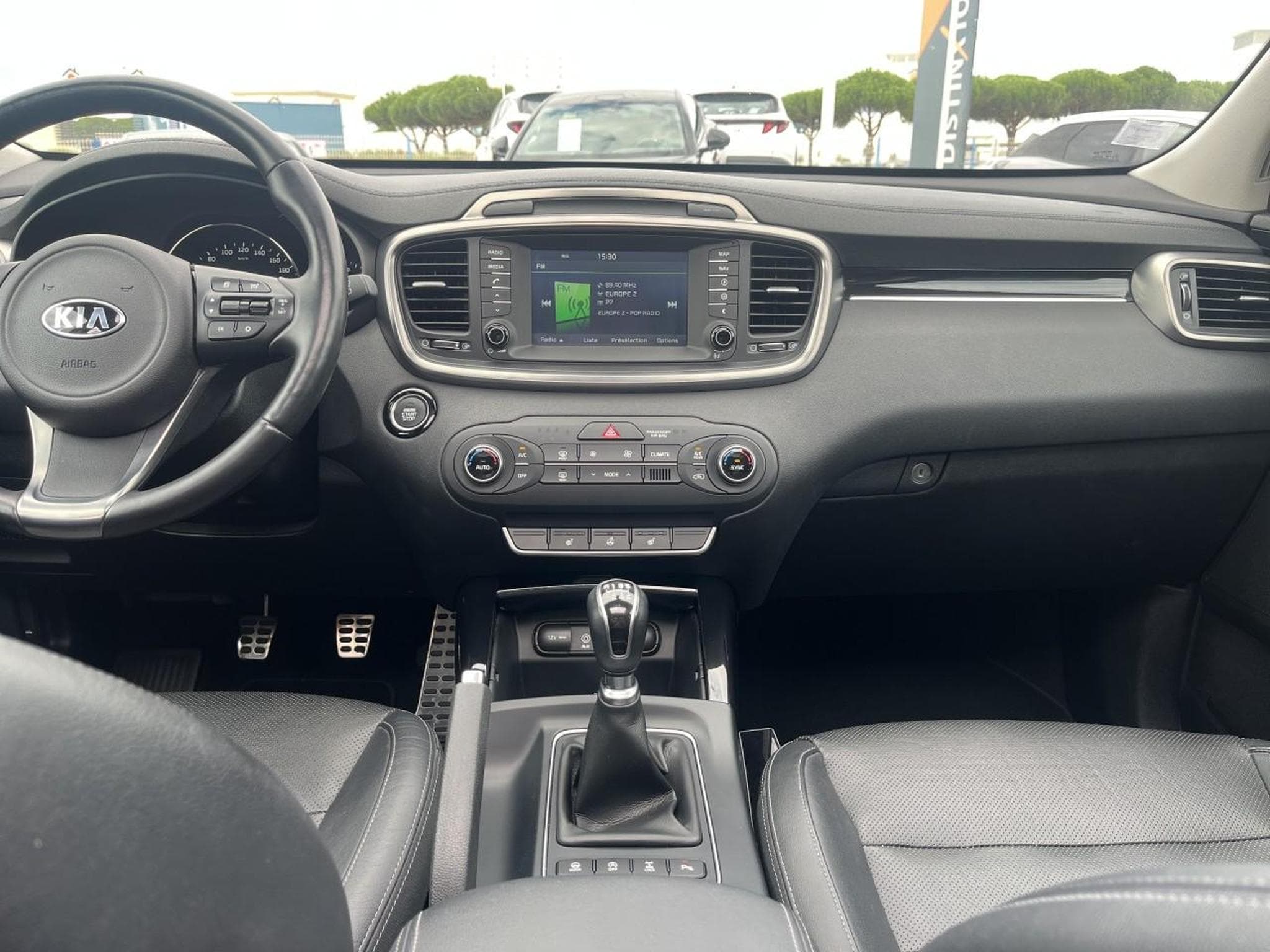 Kia SORENTO 2.2 CRDI 200 ISG PREMIUM 4X4 7 PLACES (2017) - Photo 13