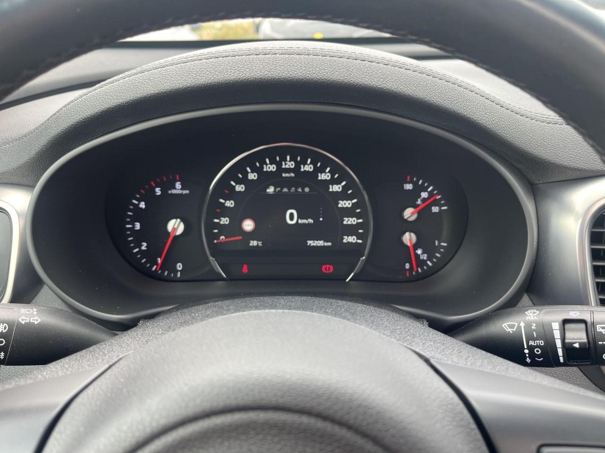 Kia SORENTO 2.2 CRDI 200 ISG PREMIUM 4X4 7 PLACES (2017) - Photo 17