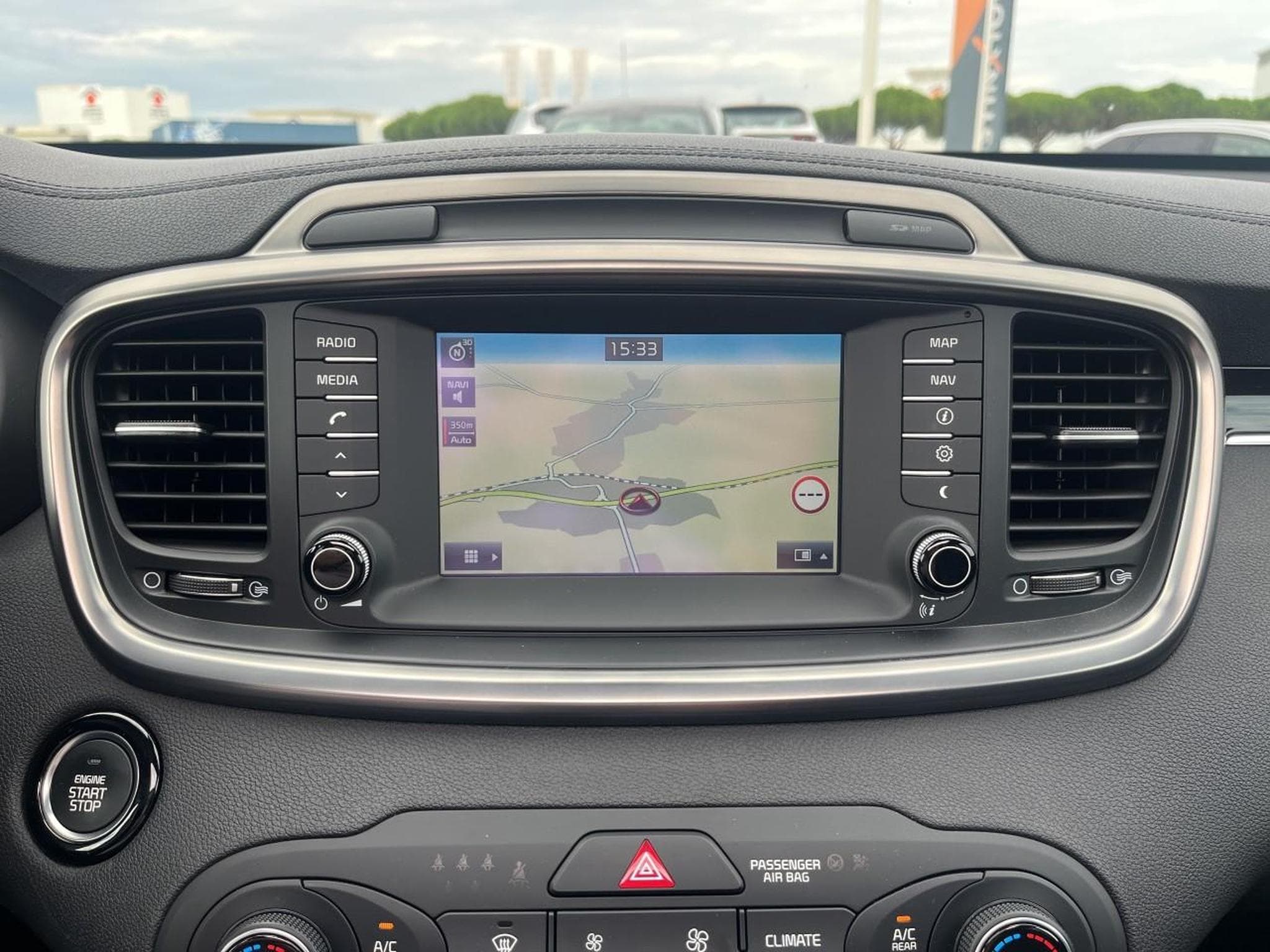 Kia SORENTO 2.2 CRDI 200 ISG PREMIUM 4X4 7 PLACES (2017) - Photo 18