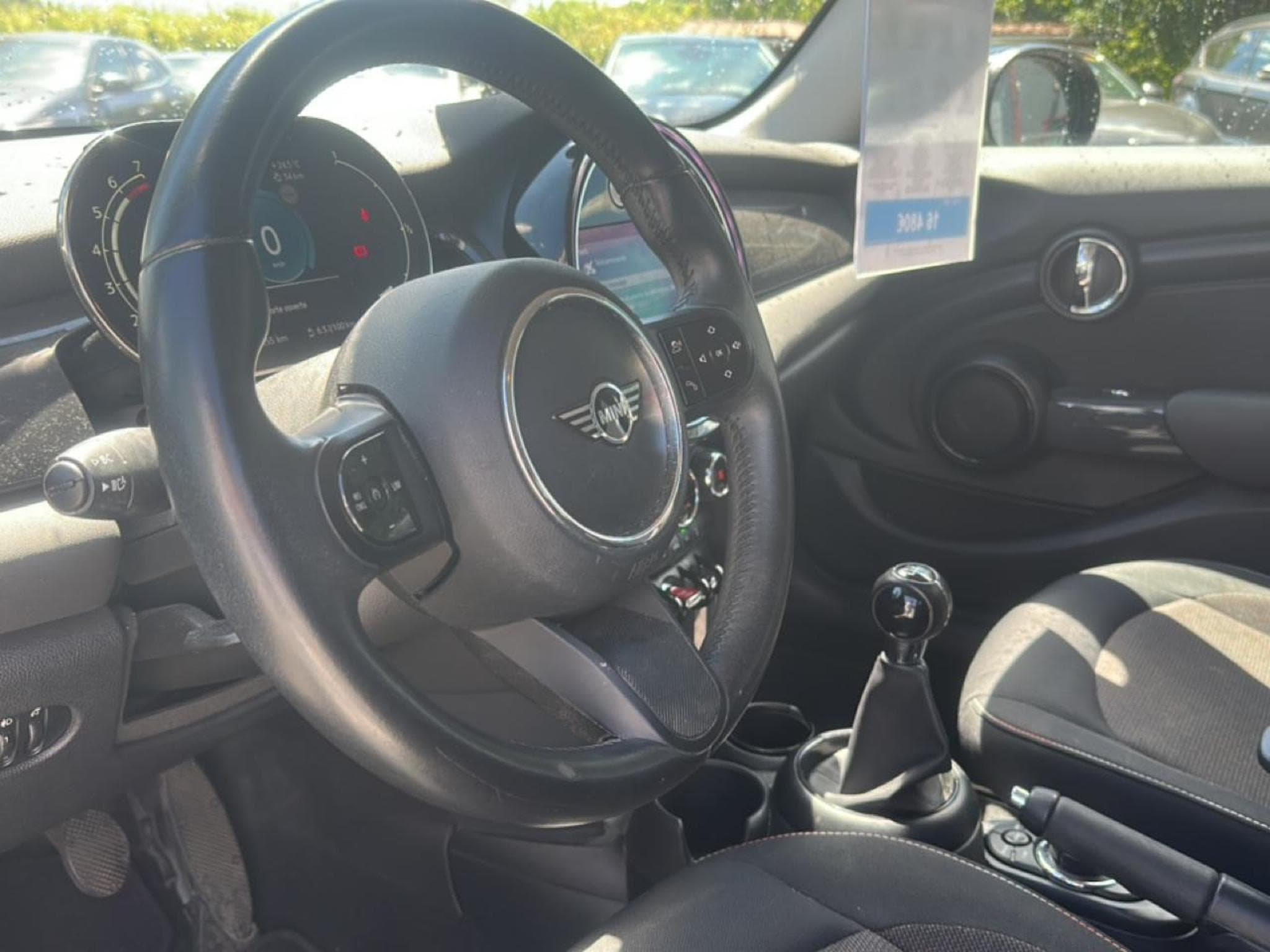 Mini Cooper COOPER 136 CLASSIC (2022) - Photo 12