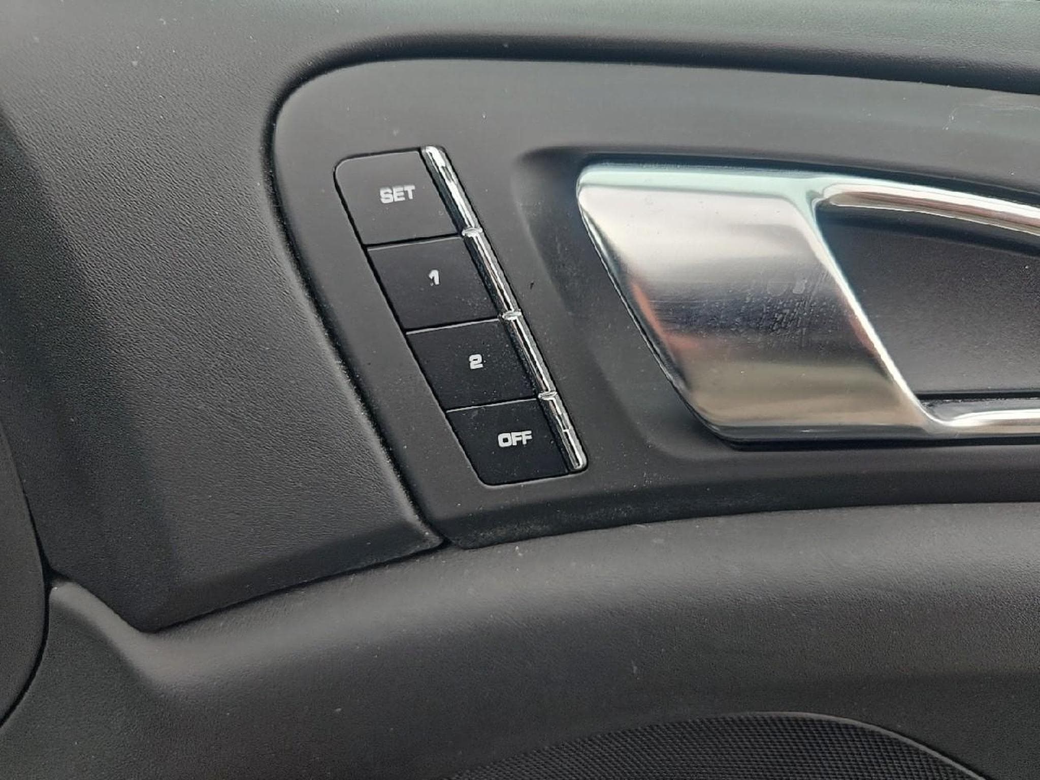 Porsche CAYENNE (958) TURBO (2012) - Foto 13