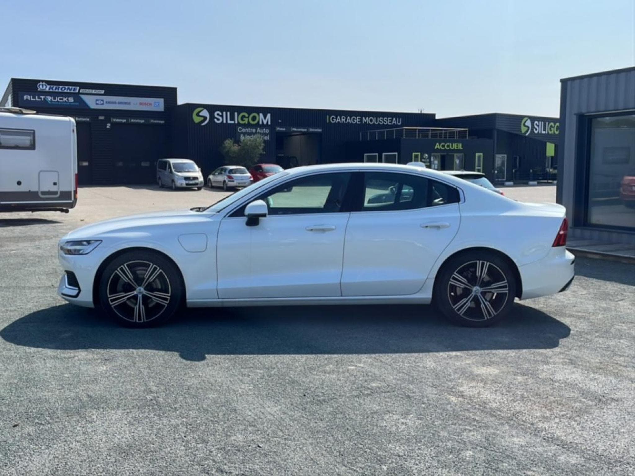 Volvo S60 2.0 T6 340 INSCRIPTION LUXE GEARTRONIC 8 (2021) - Photo 8