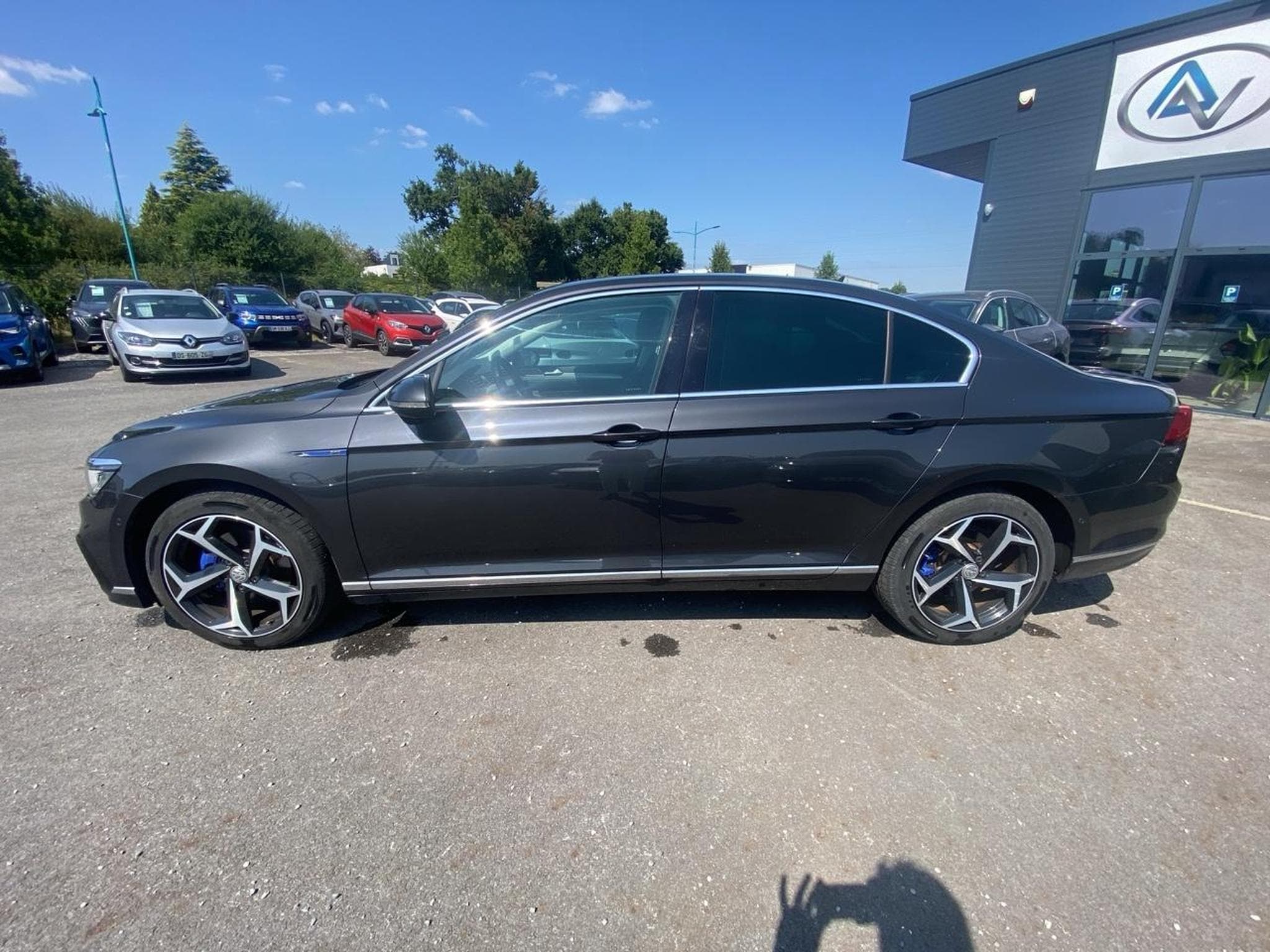 VW PASSAT 1.4 TSI 218 HYBRIDE RECHARGEABLE GTE DSG6 (2020) - Foto 8