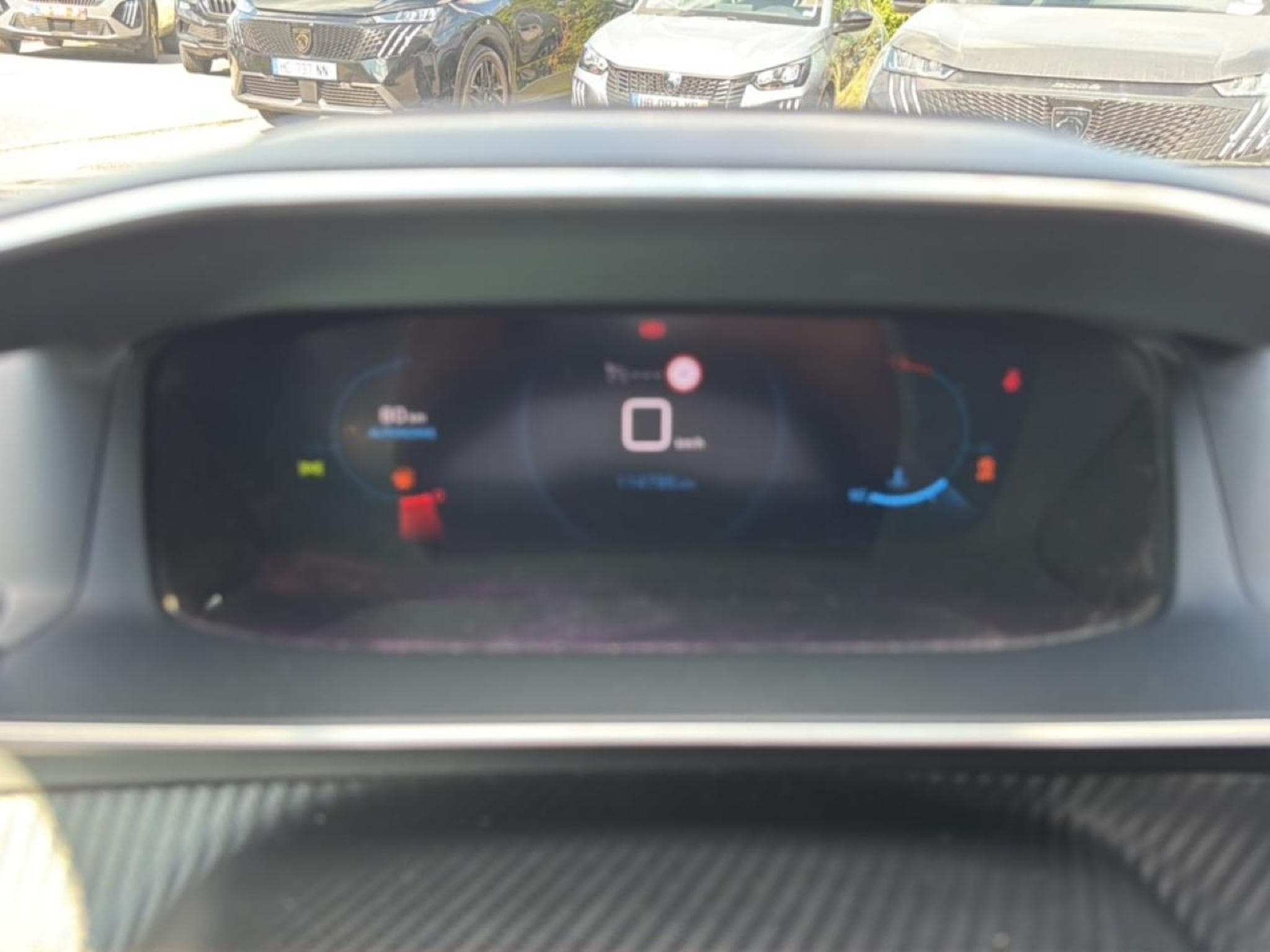 Peugeot 2008 1.5 BLUEHDI 110 S&S ALLURE PACK (2022) - Photo 19