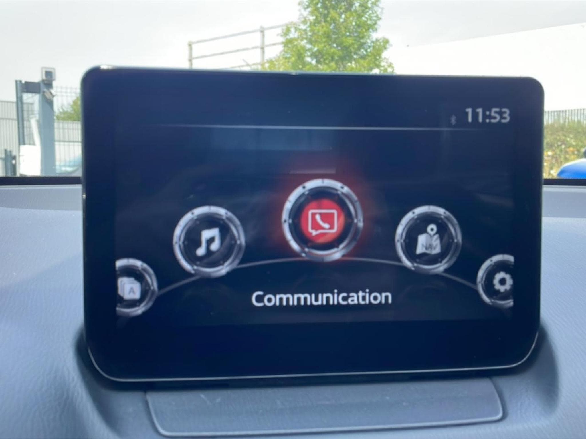 Mazda 2 1.5 E-SKYACTIV-G 90 CENTRE-LINE (2024) - Foto 18