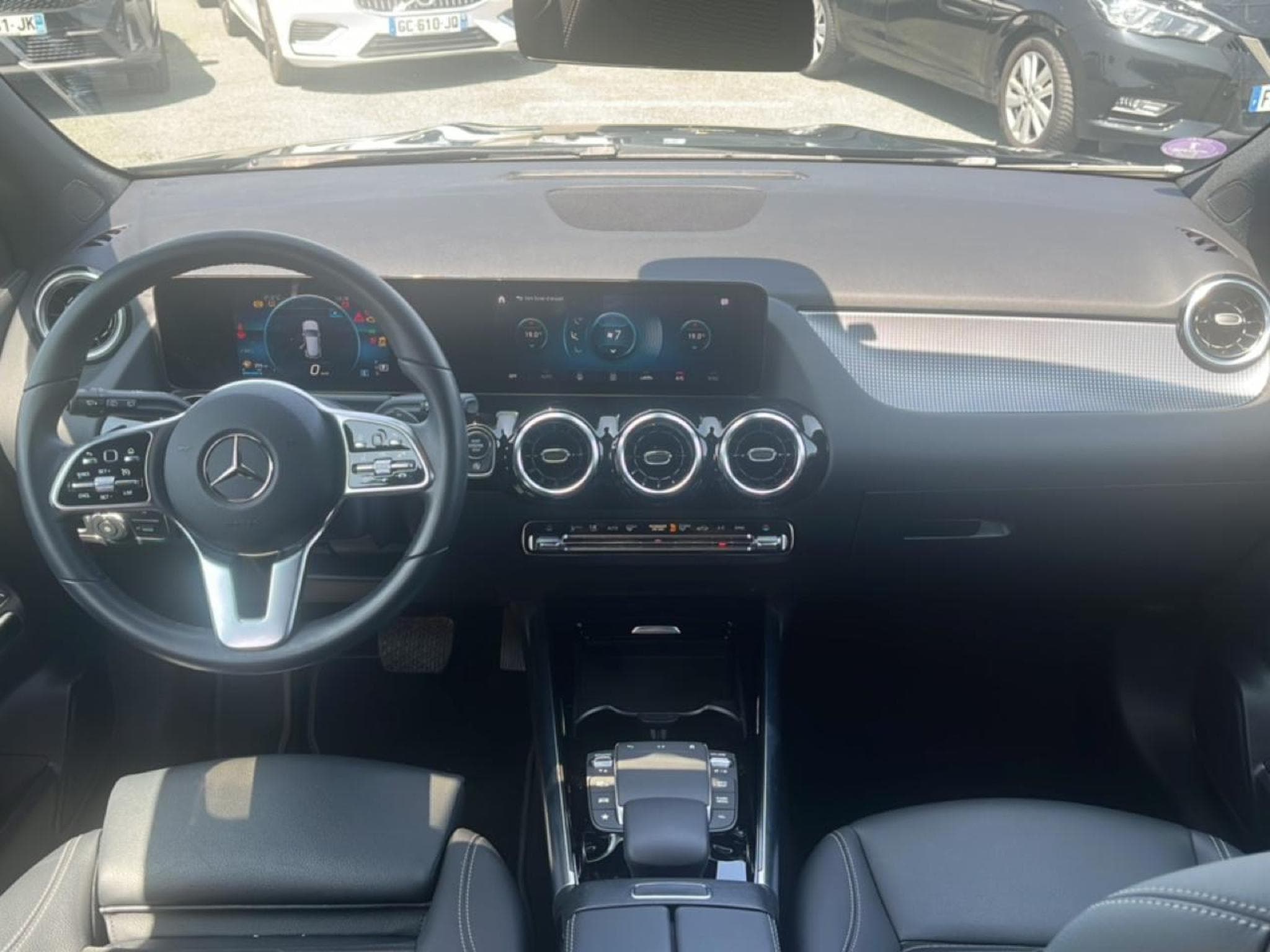 Mercedes GLA 2.0 200 163 BUSINESS LINE 7G-DCT (2022) - Photo 9