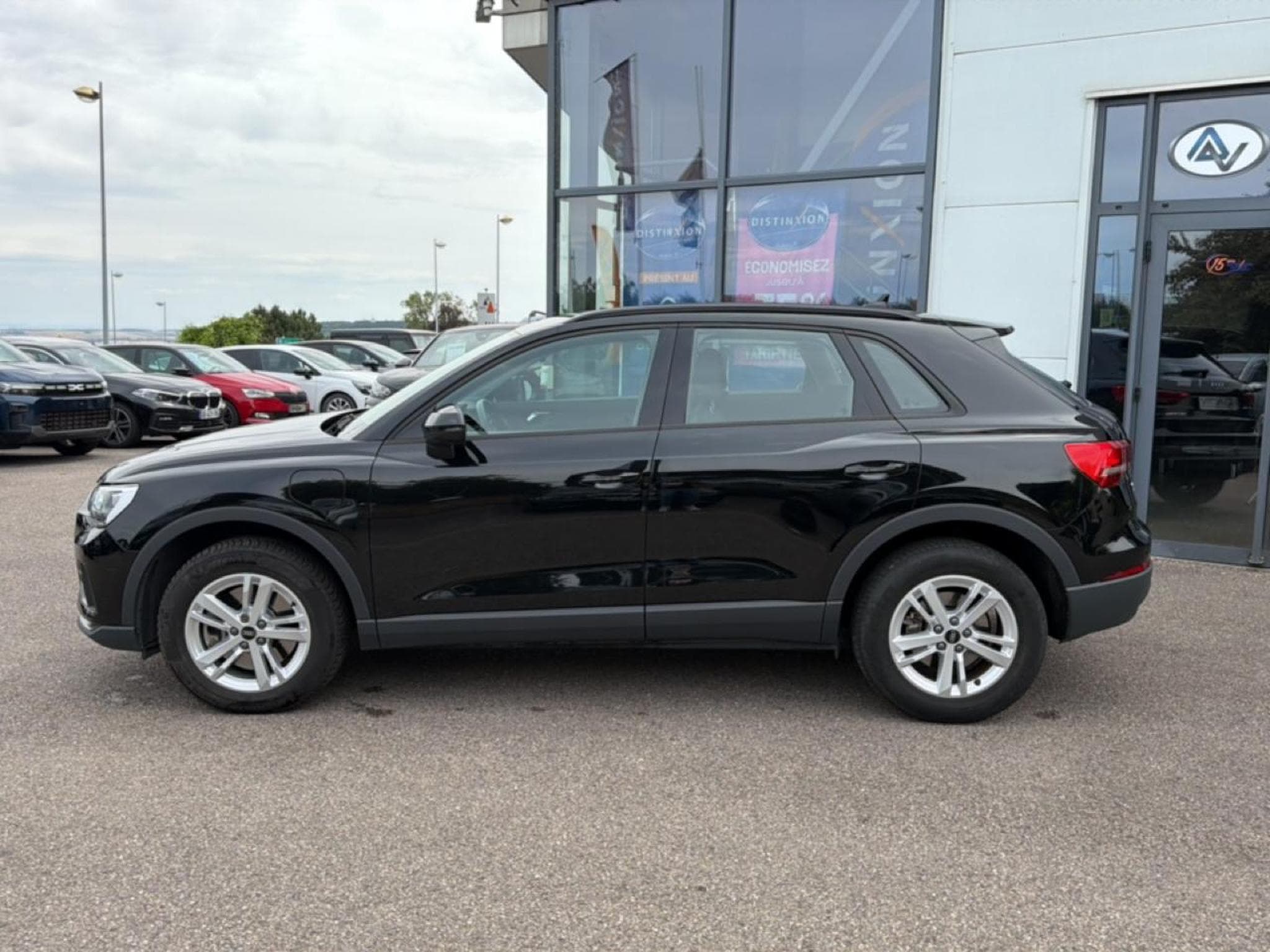 Audi Q3 45 TFSI E 245 S TRONIC 6 (2023) - Photo 8