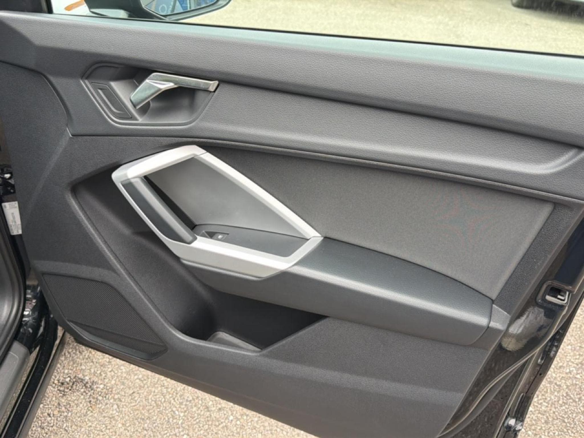 Audi Q3 45 TFSI E 245 S TRONIC 6 (2023) - Photo 17